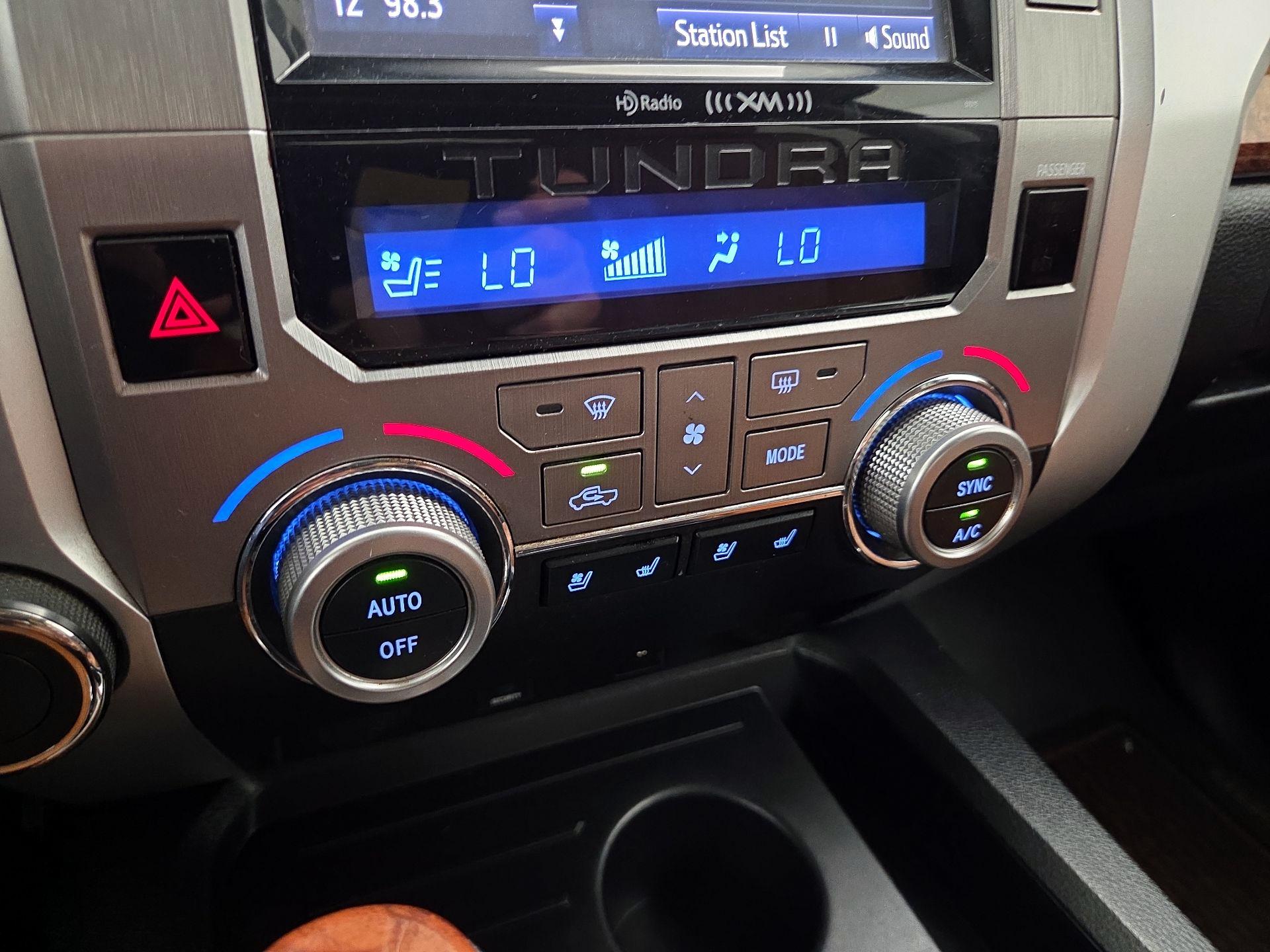 Thumbnail: 2015 Toyota Tundra - 17