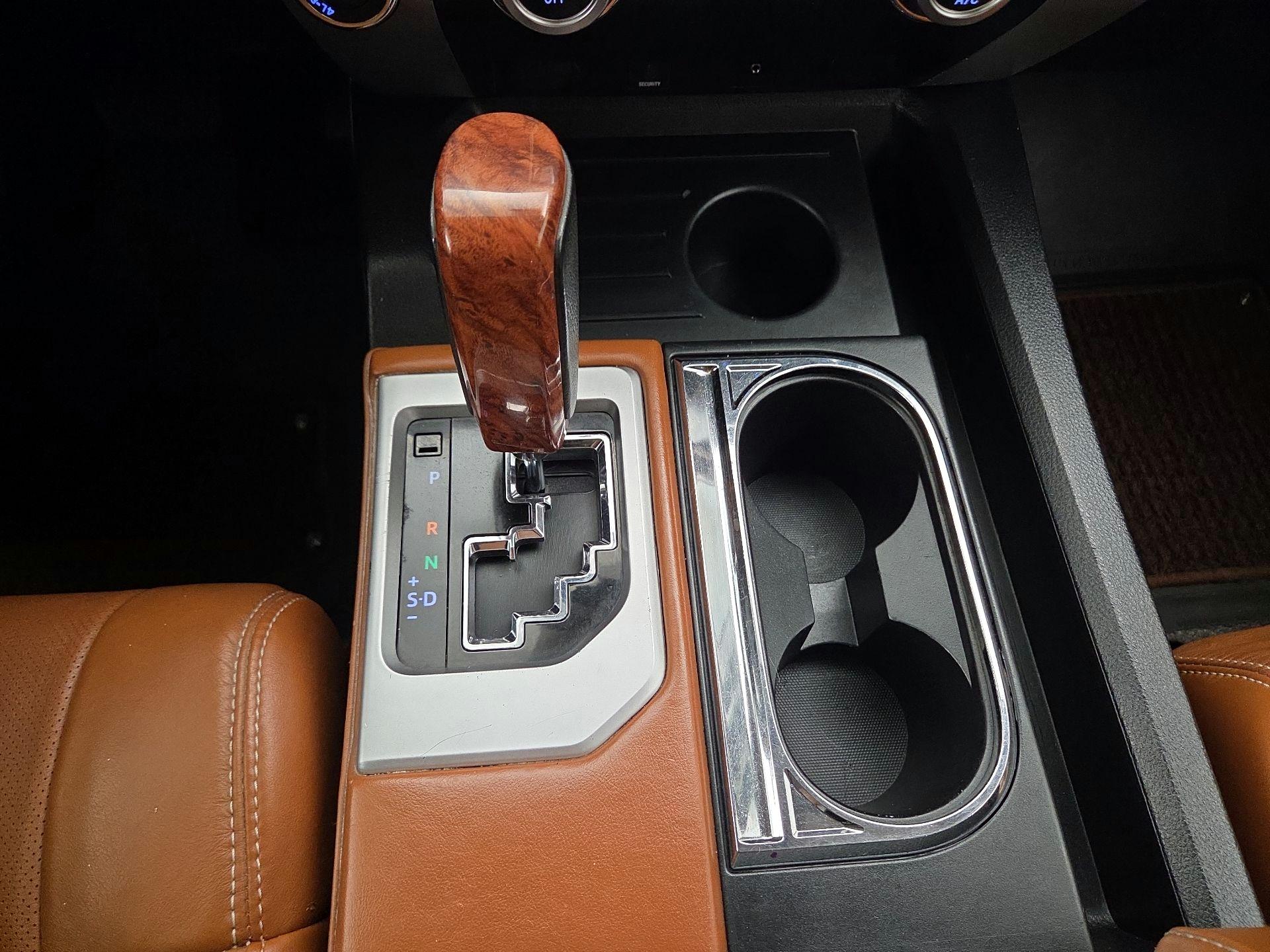 Thumbnail: 2015 Toyota Tundra - 18