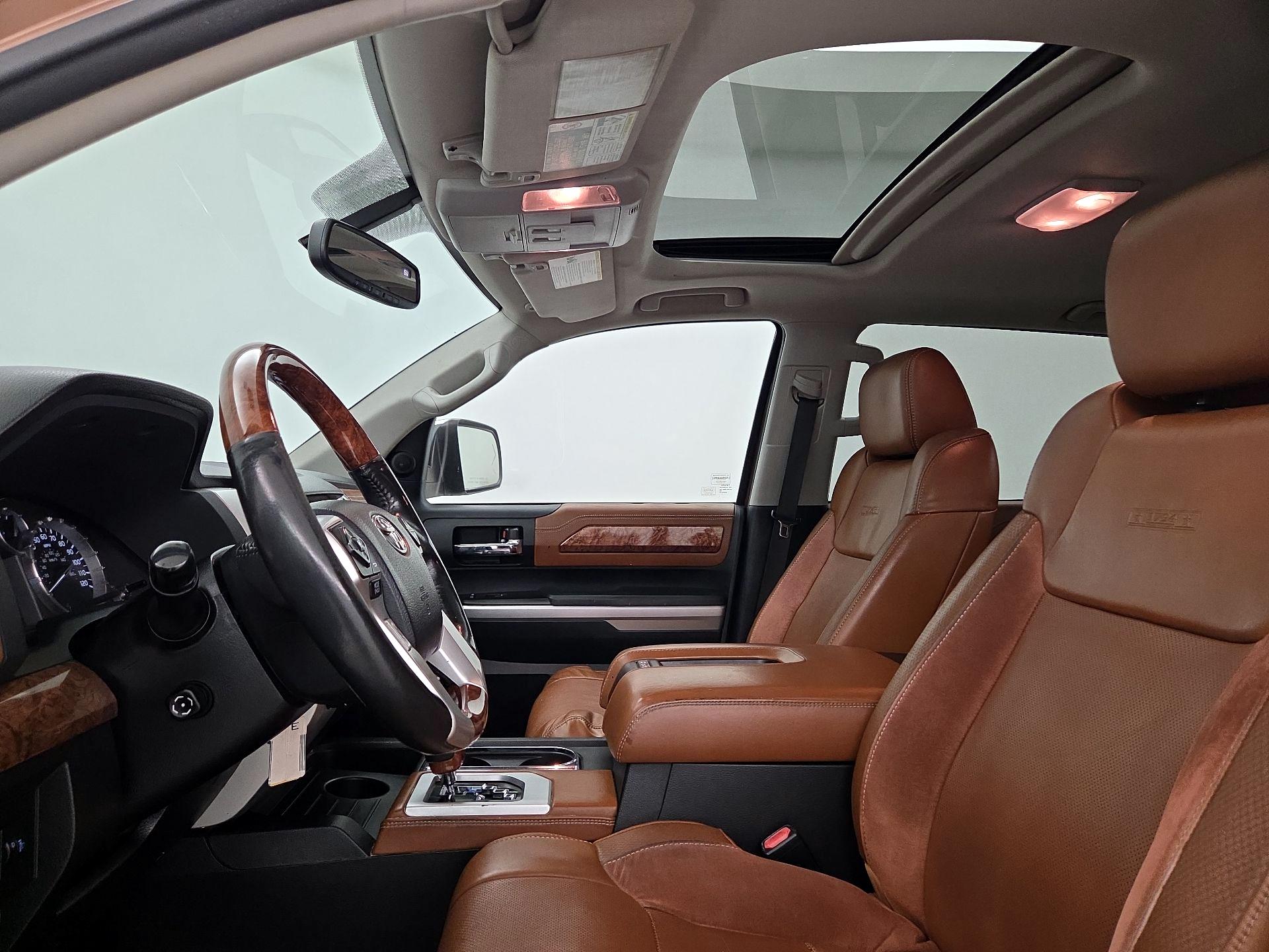 Thumbnail: 2015 Toyota Tundra - 20