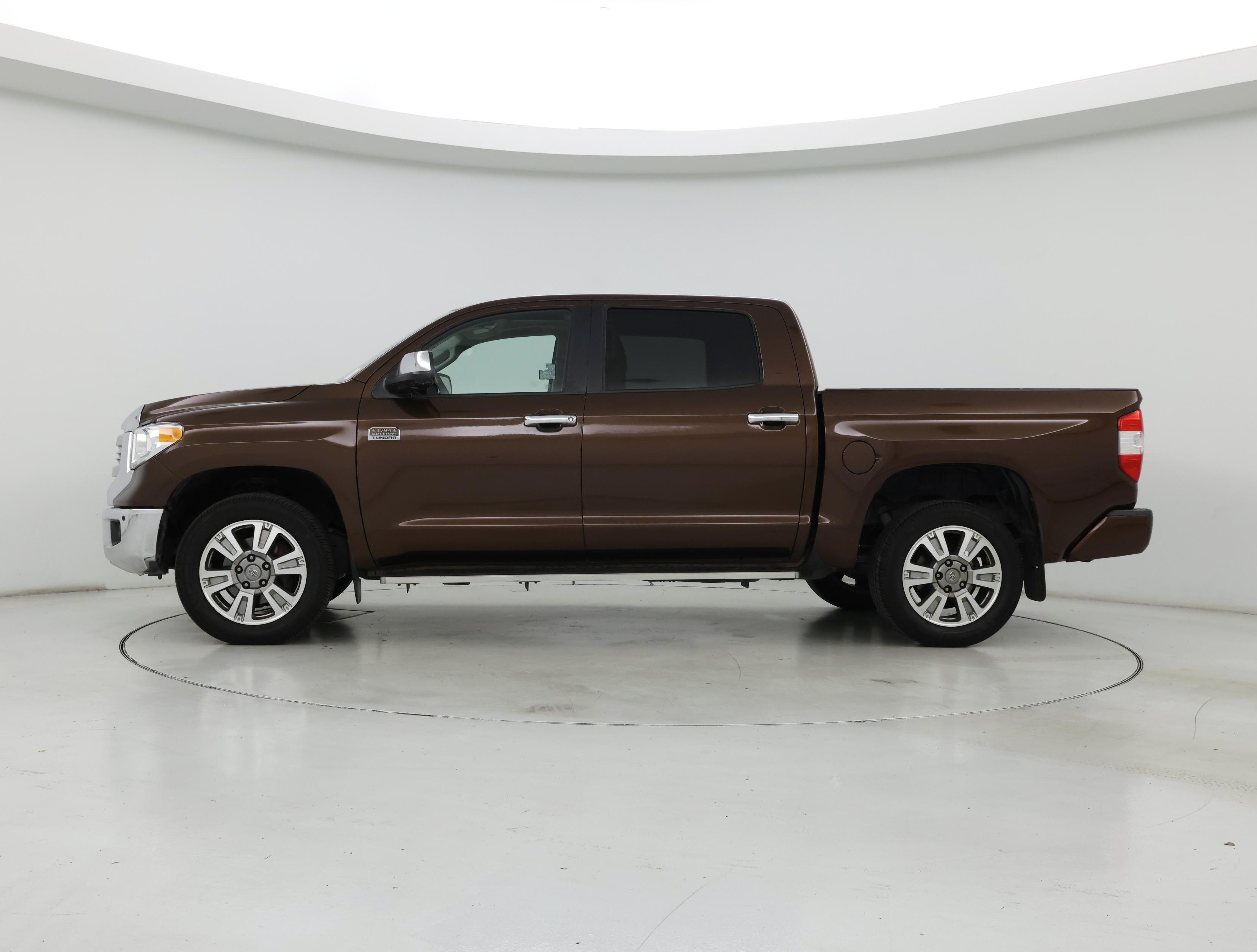 Thumbnail: 2015 Toyota Tundra - 3