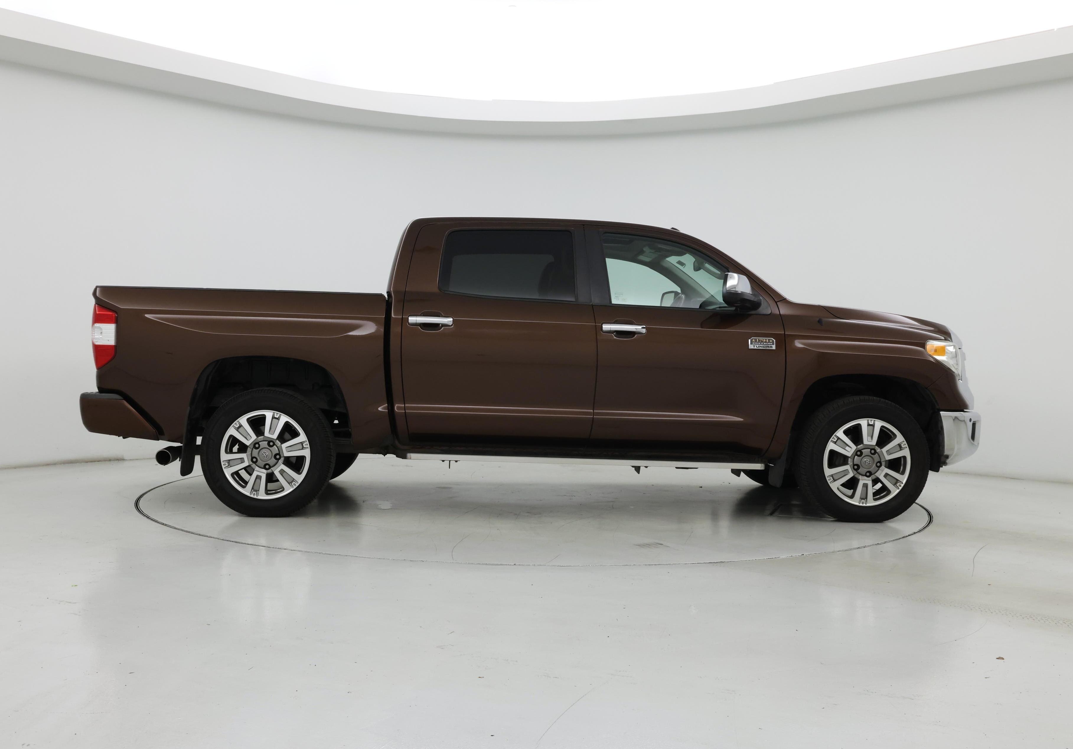 Thumbnail: 2015 Toyota Tundra - 7