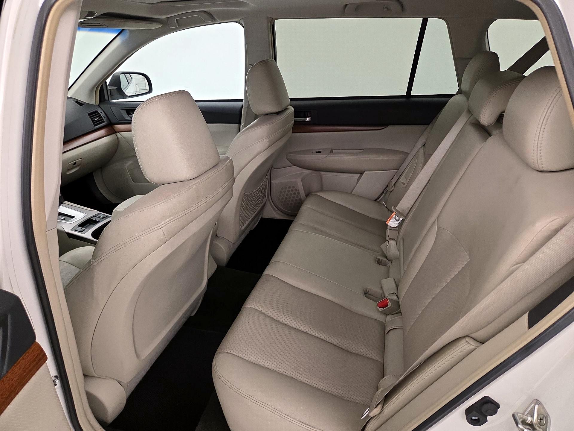 Thumbnail: 2014 Subaru Outback - 20