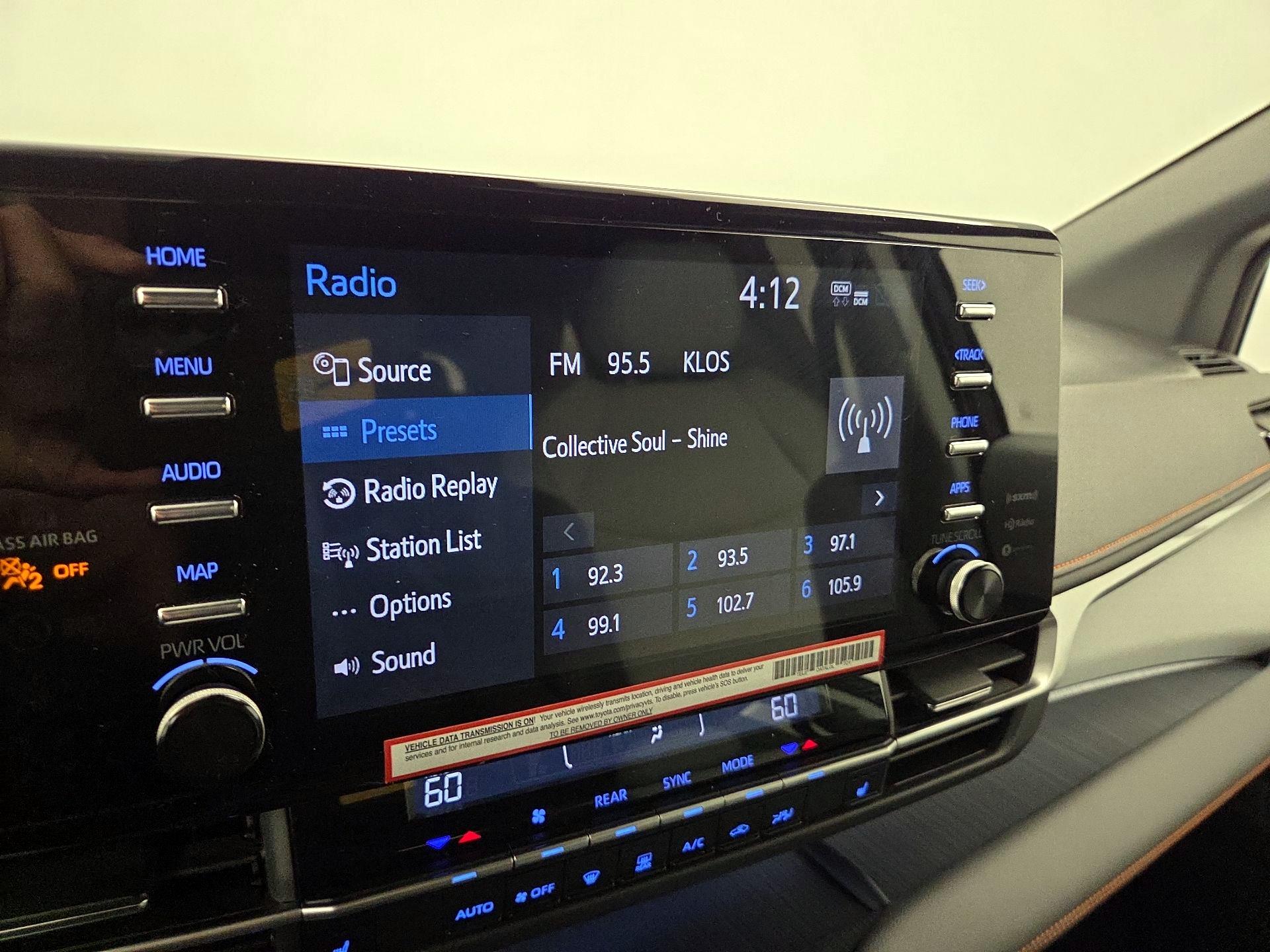 Thumbnail: 2022 Toyota Sienna - 16