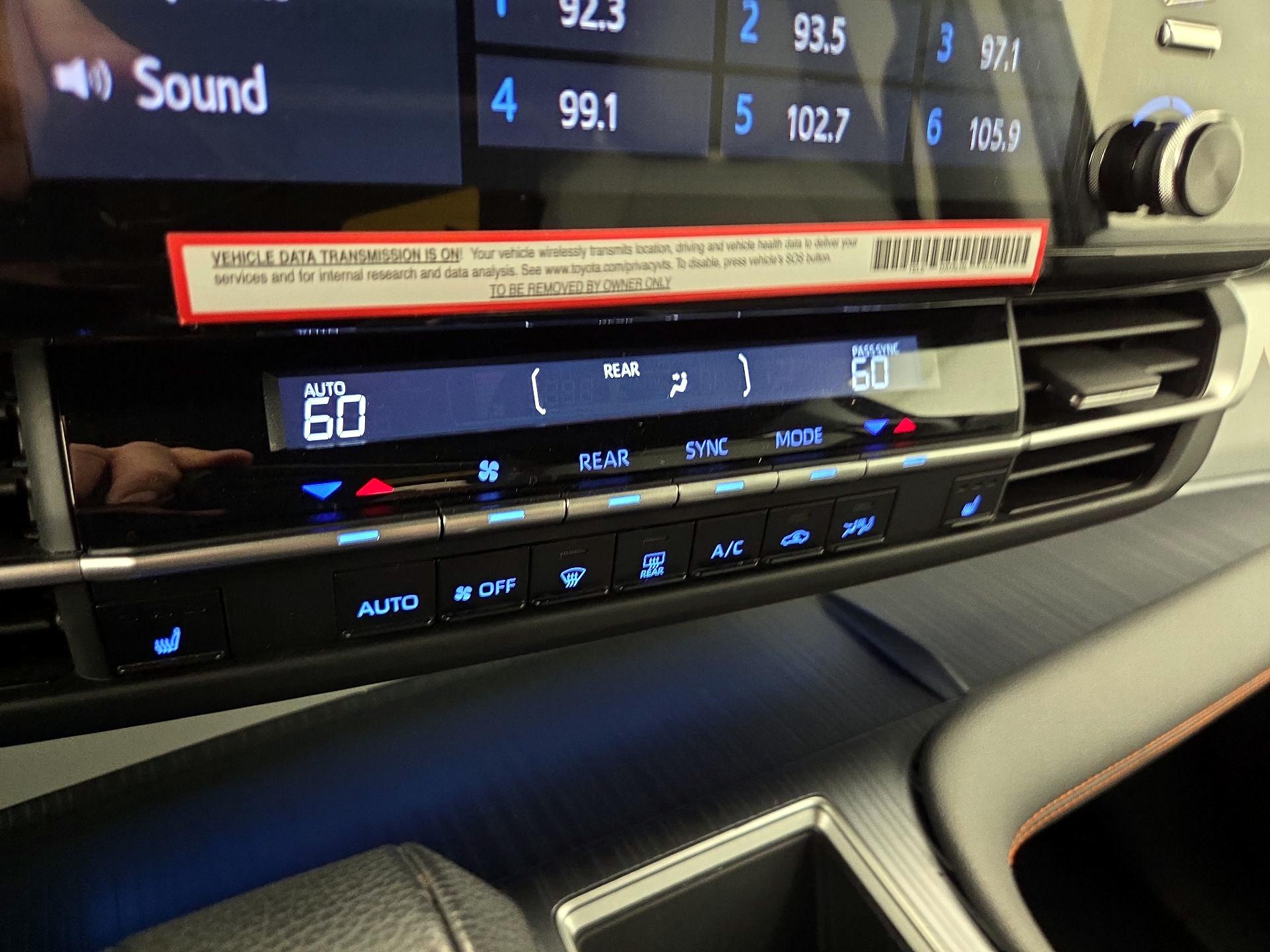 Thumbnail: 2022 Toyota Sienna - 17