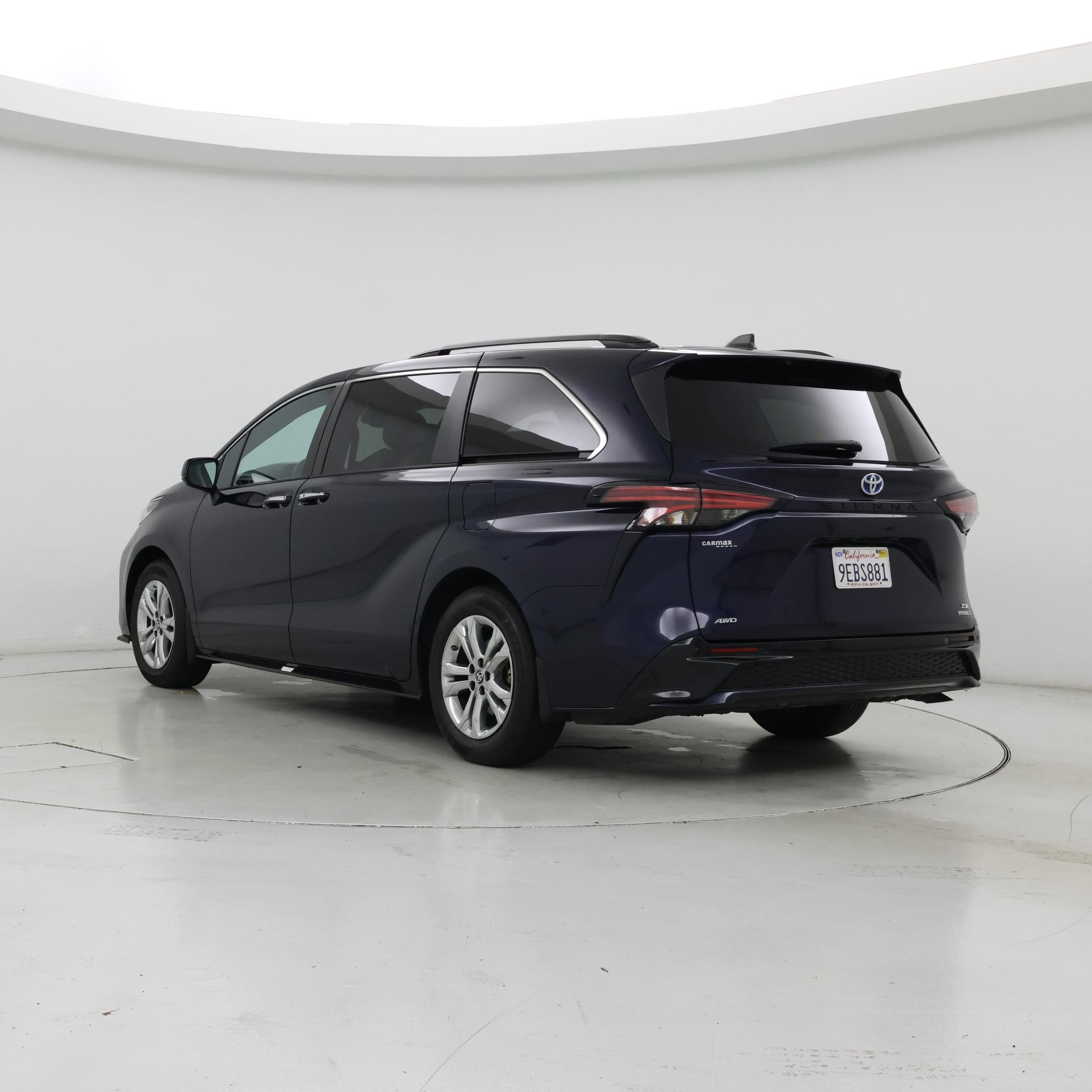Thumbnail: 2022 Toyota Sienna - 2