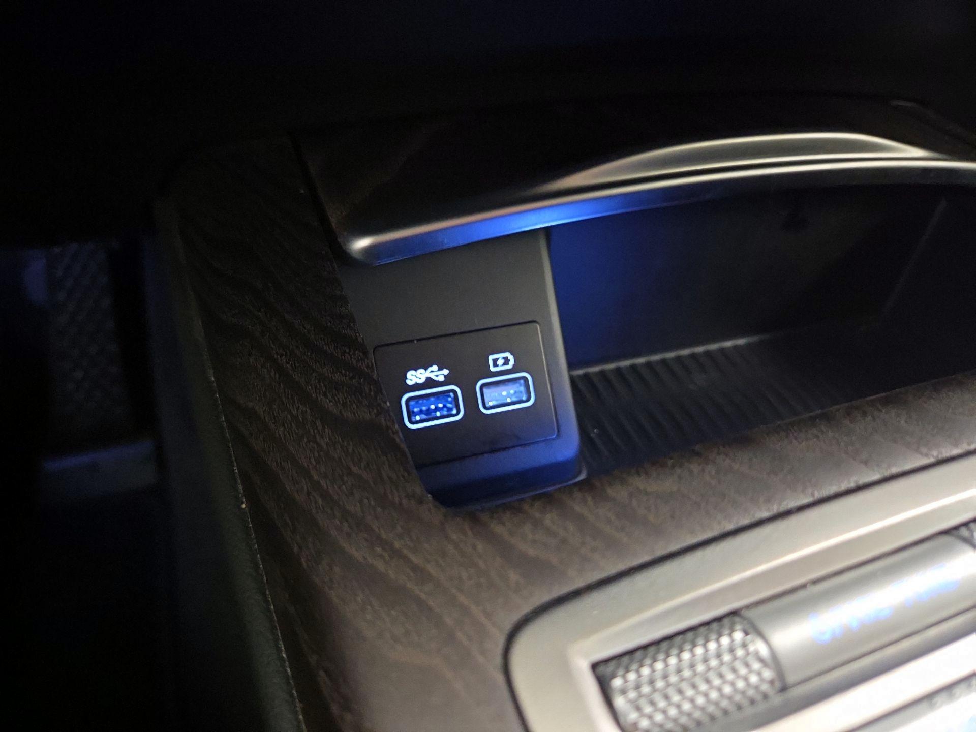 Thumbnail: 2021 Genesis G80 - 19