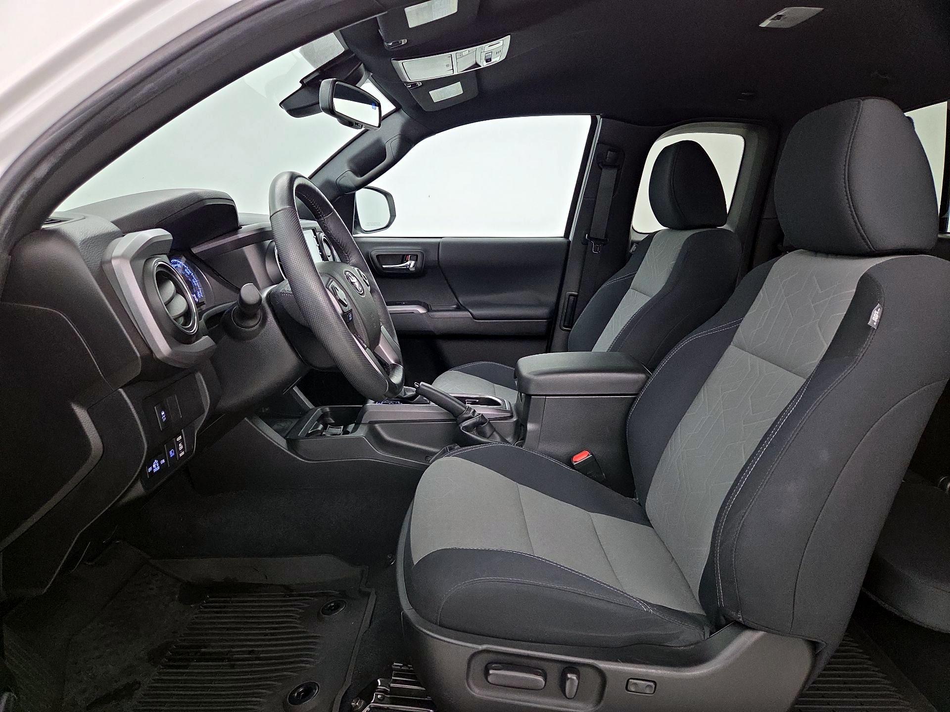 Thumbnail: 2023 Toyota Tacoma - 11