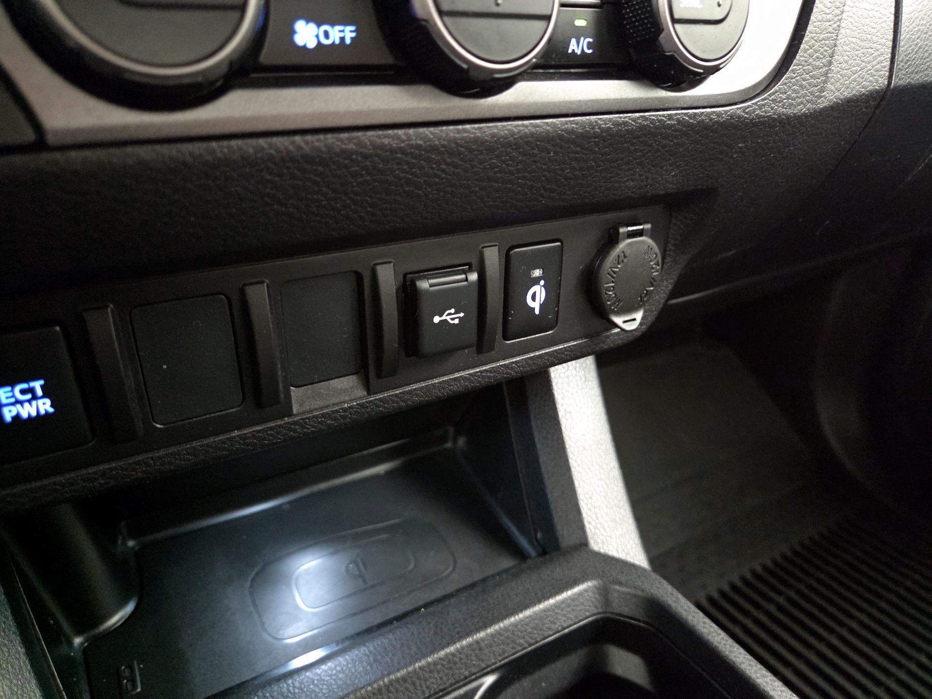 Thumbnail: 2023 Toyota Tacoma - 18