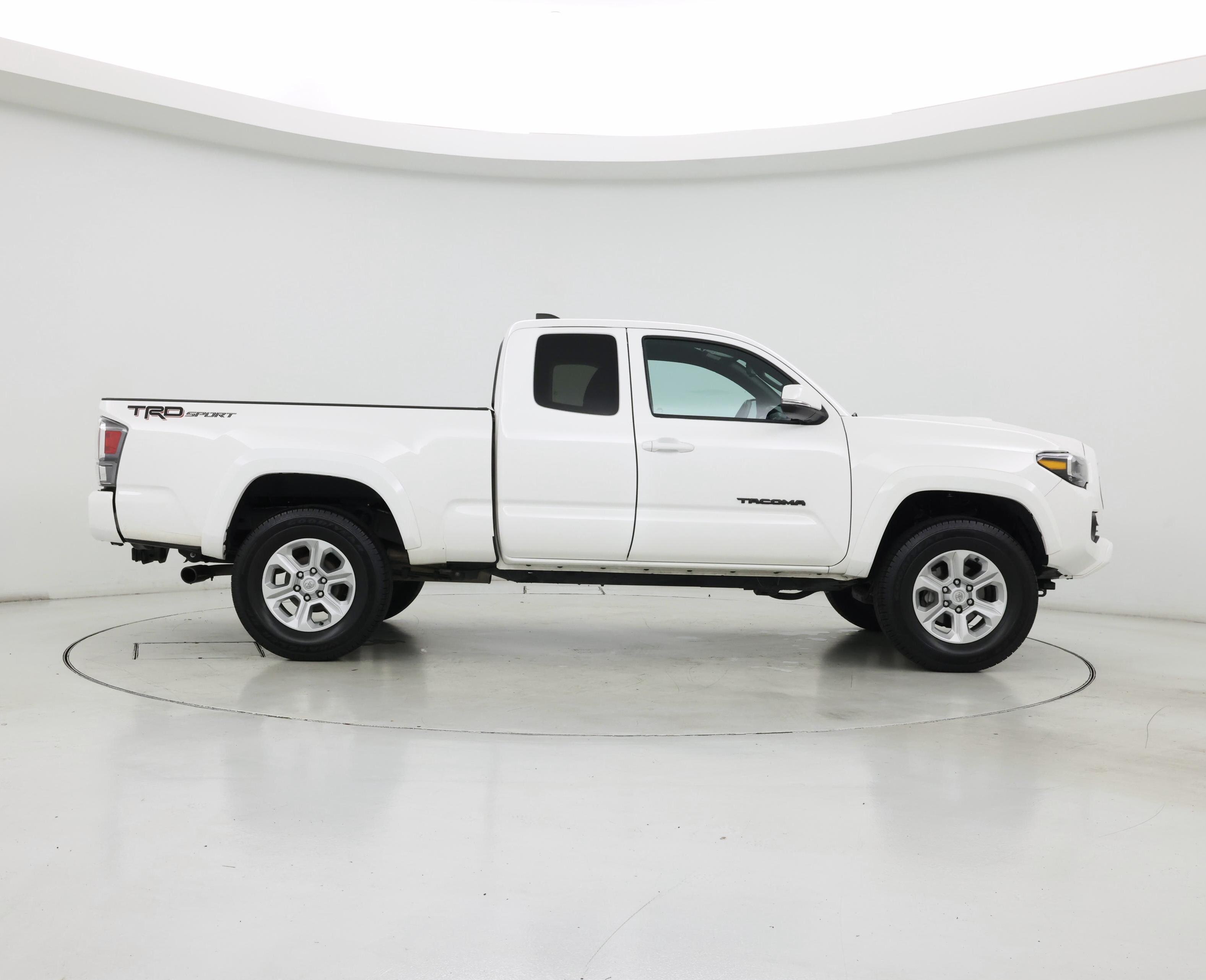 Thumbnail: 2023 Toyota Tacoma - 7