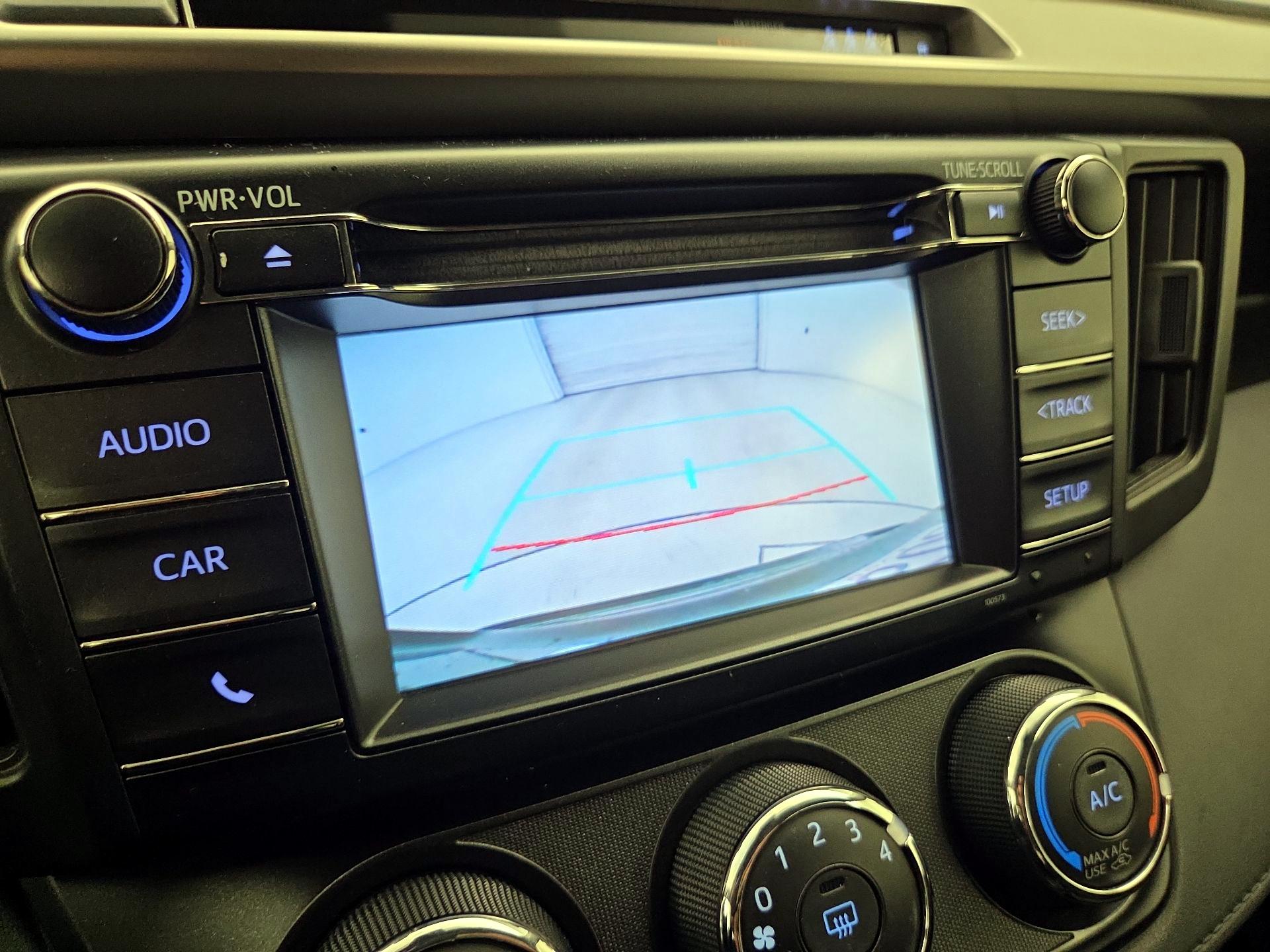 Thumbnail: 2018 Toyota RAV4 - 14