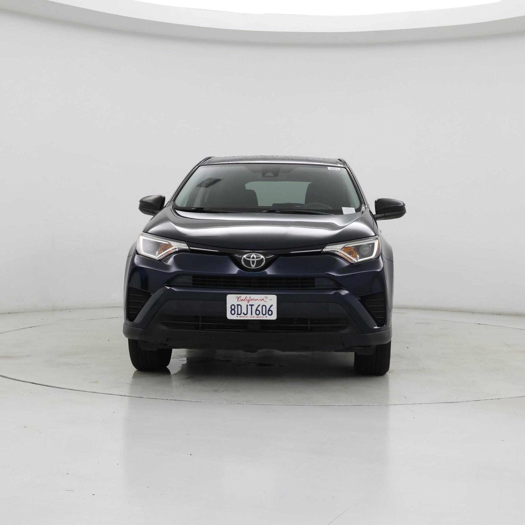 Thumbnail: 2018 Toyota RAV4 - 5