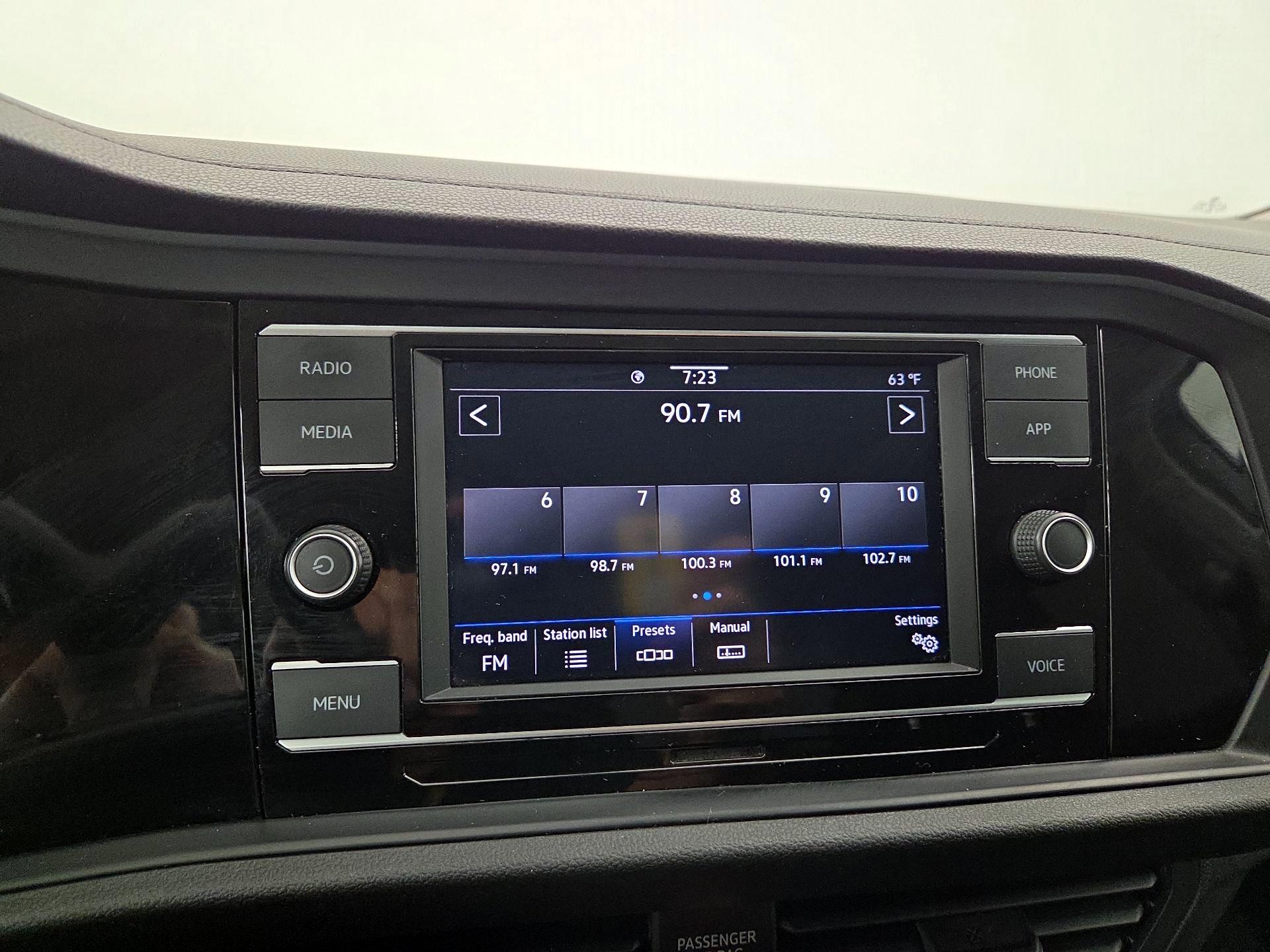 Thumbnail: 2020 Volkswagen Jetta - 15