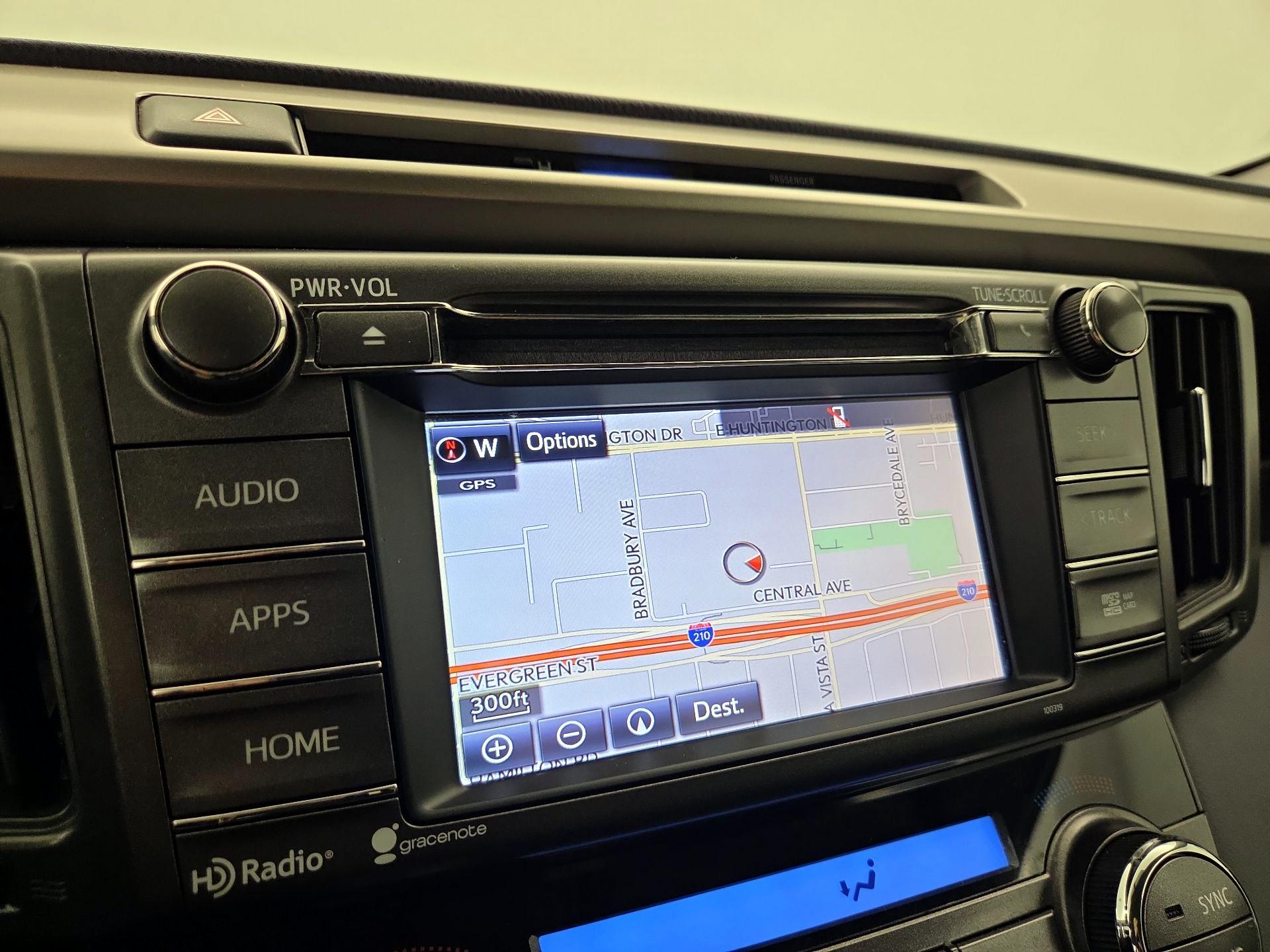 Thumbnail: 2015 Toyota RAV4 - 14