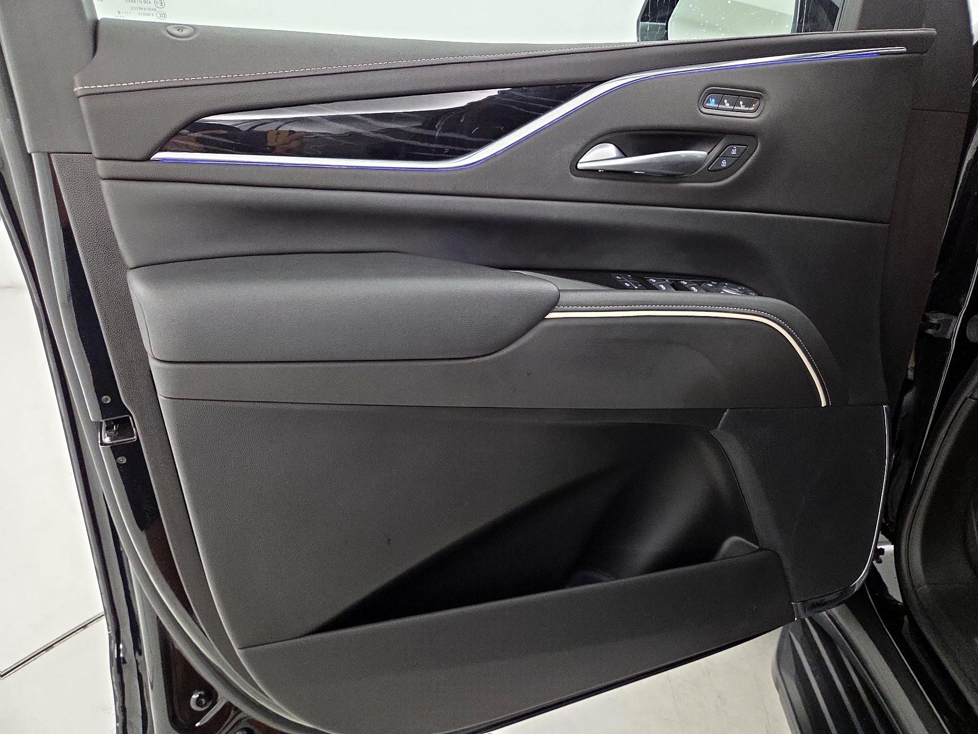 Thumbnail: 2024 Cadillac Escalade - 12