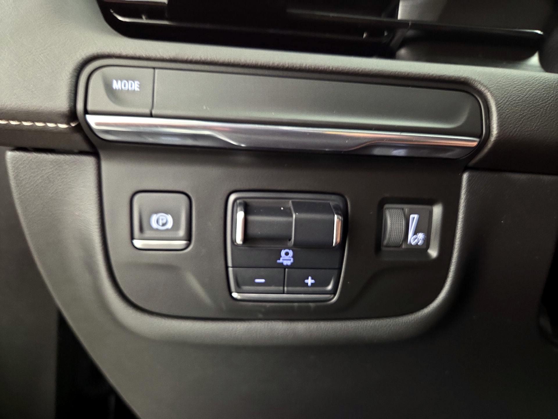 Thumbnail: 2024 Cadillac Escalade - 13