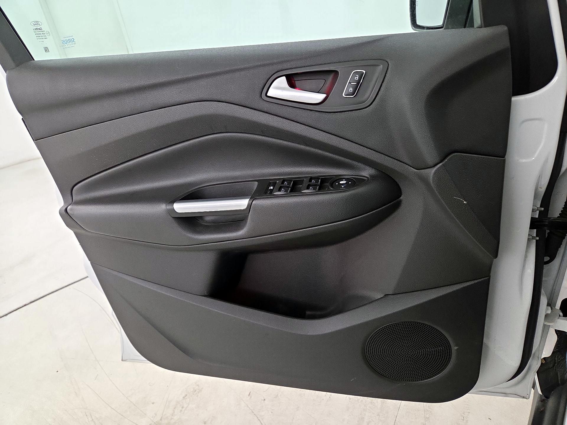 Thumbnail: 2015 Ford C-Max - 12