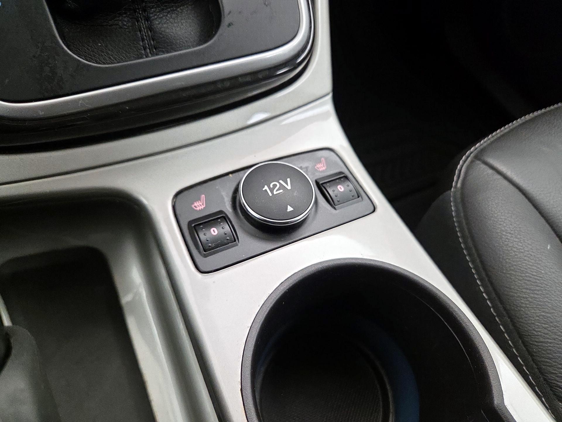 Thumbnail: 2015 Ford C-Max - 19