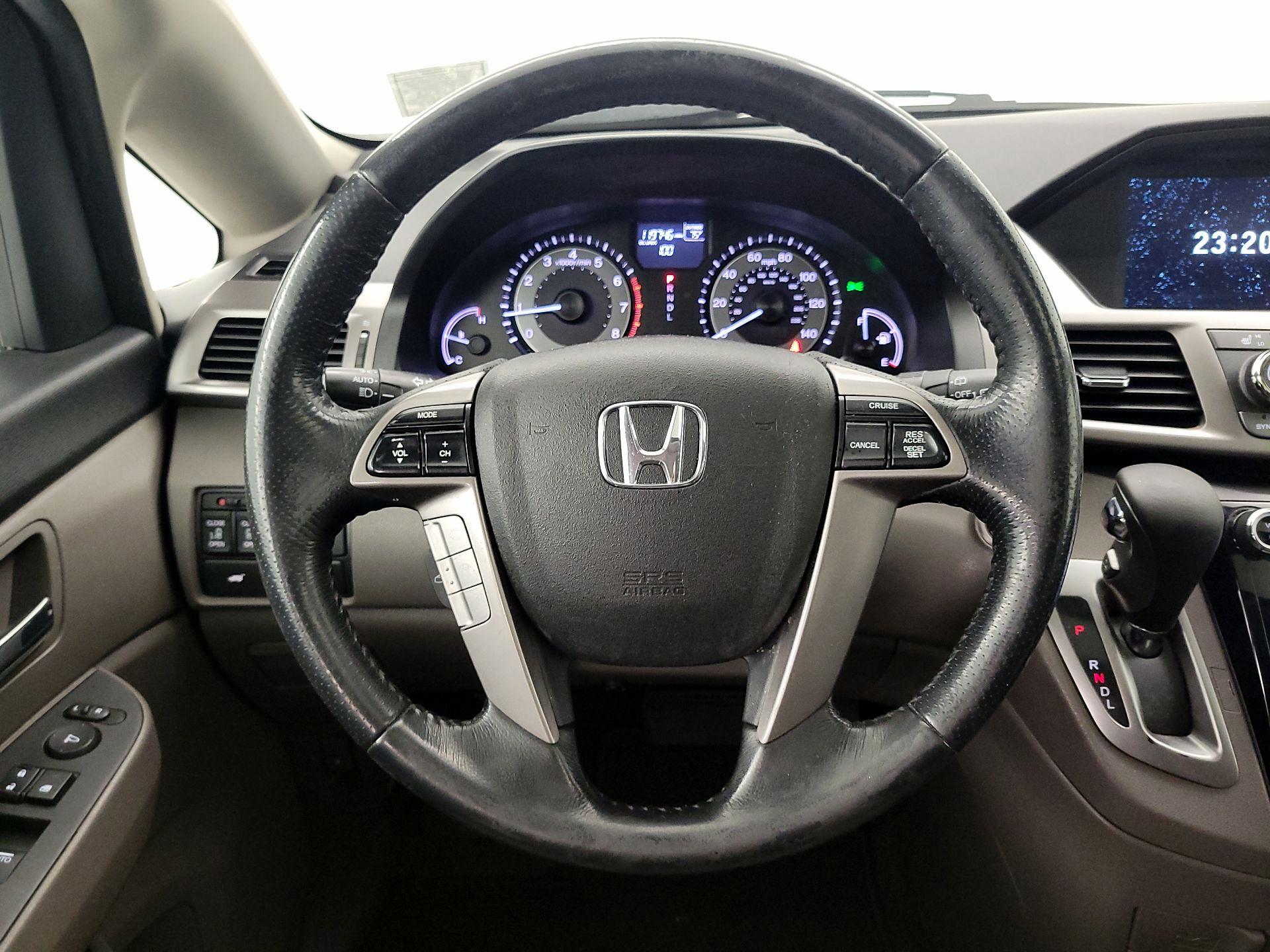 Thumbnail: 2016 Honda Odyssey - 10