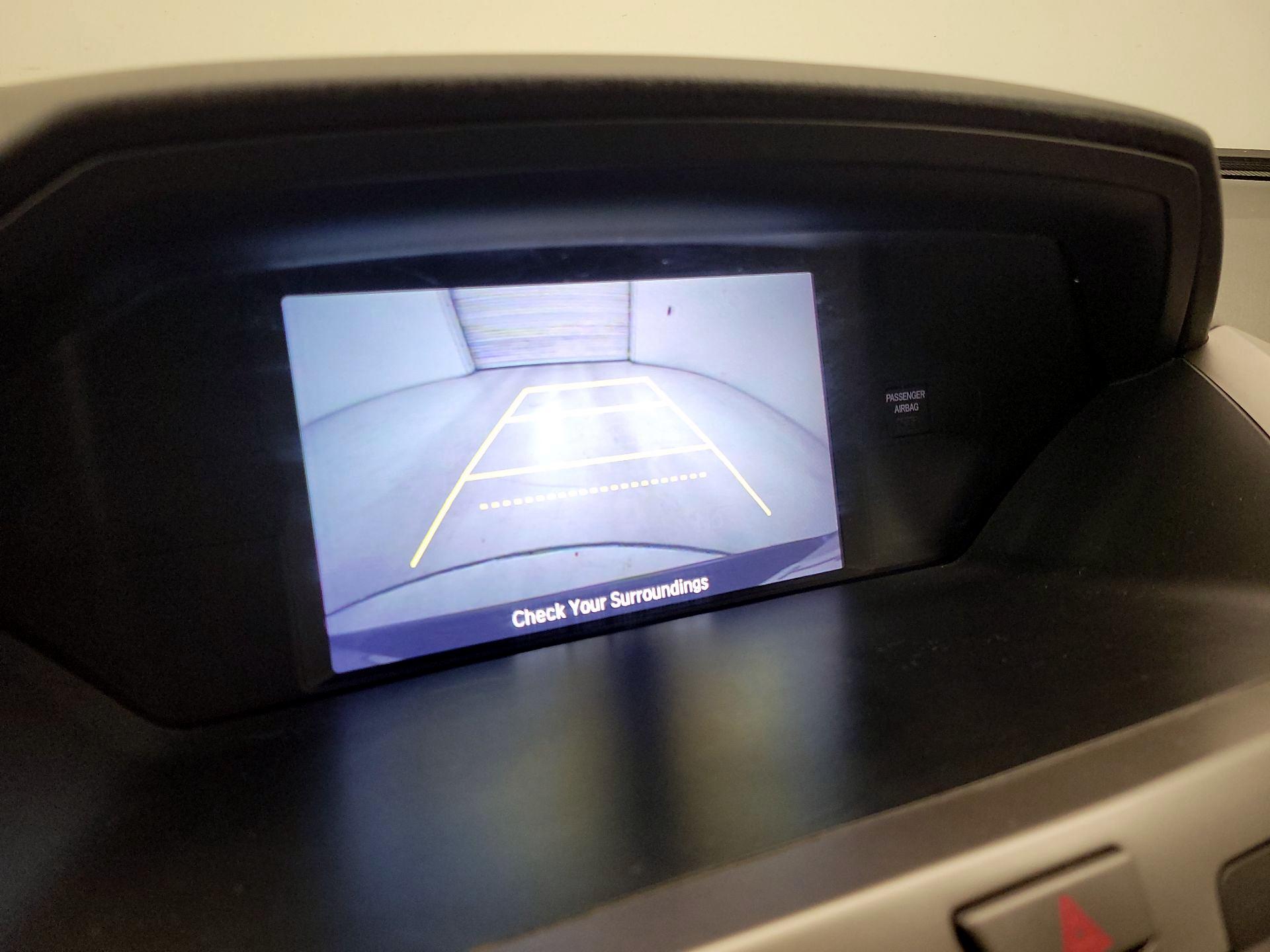 Thumbnail: 2016 Honda Odyssey - 14