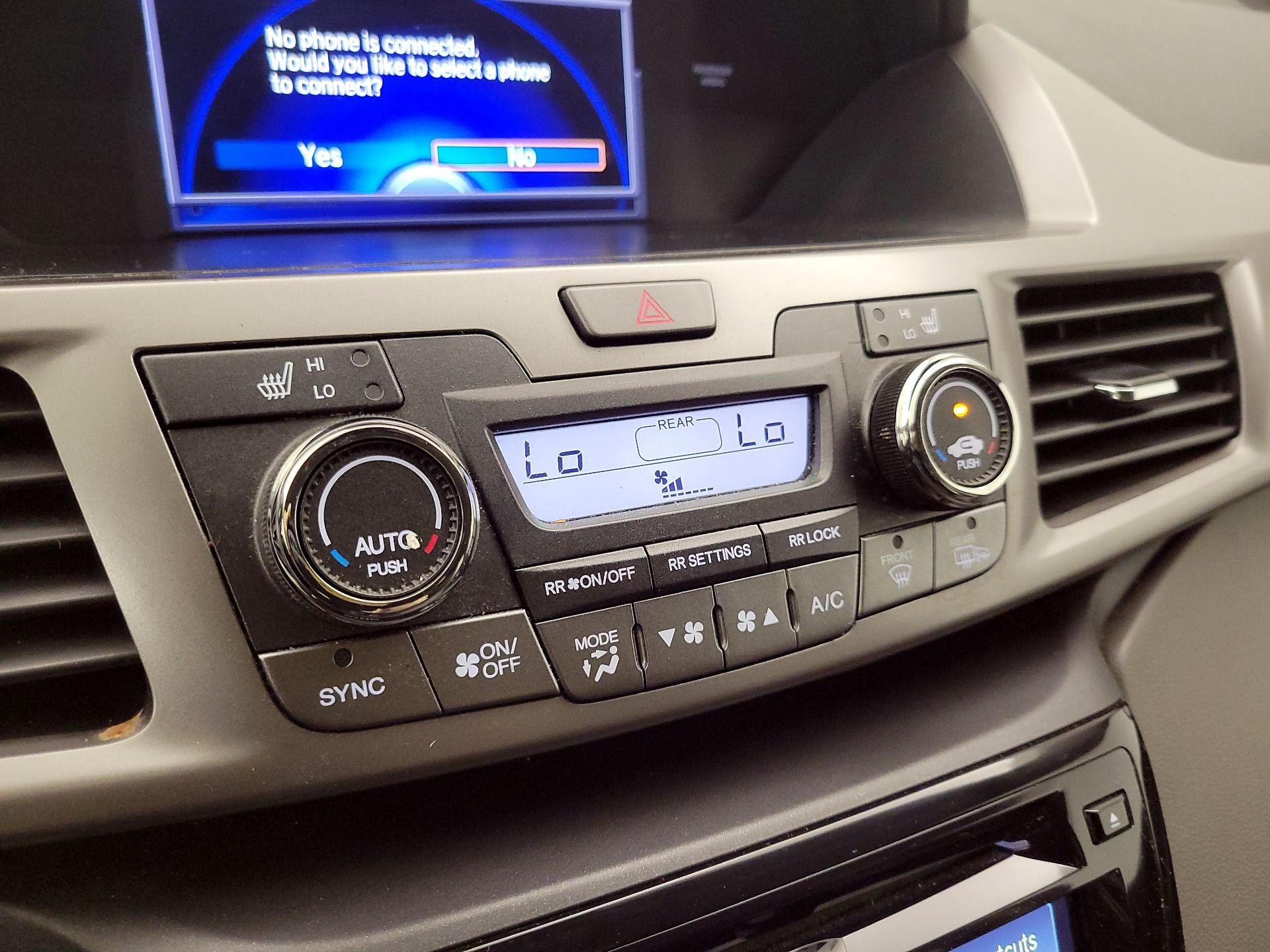 Thumbnail: 2016 Honda Odyssey - 16