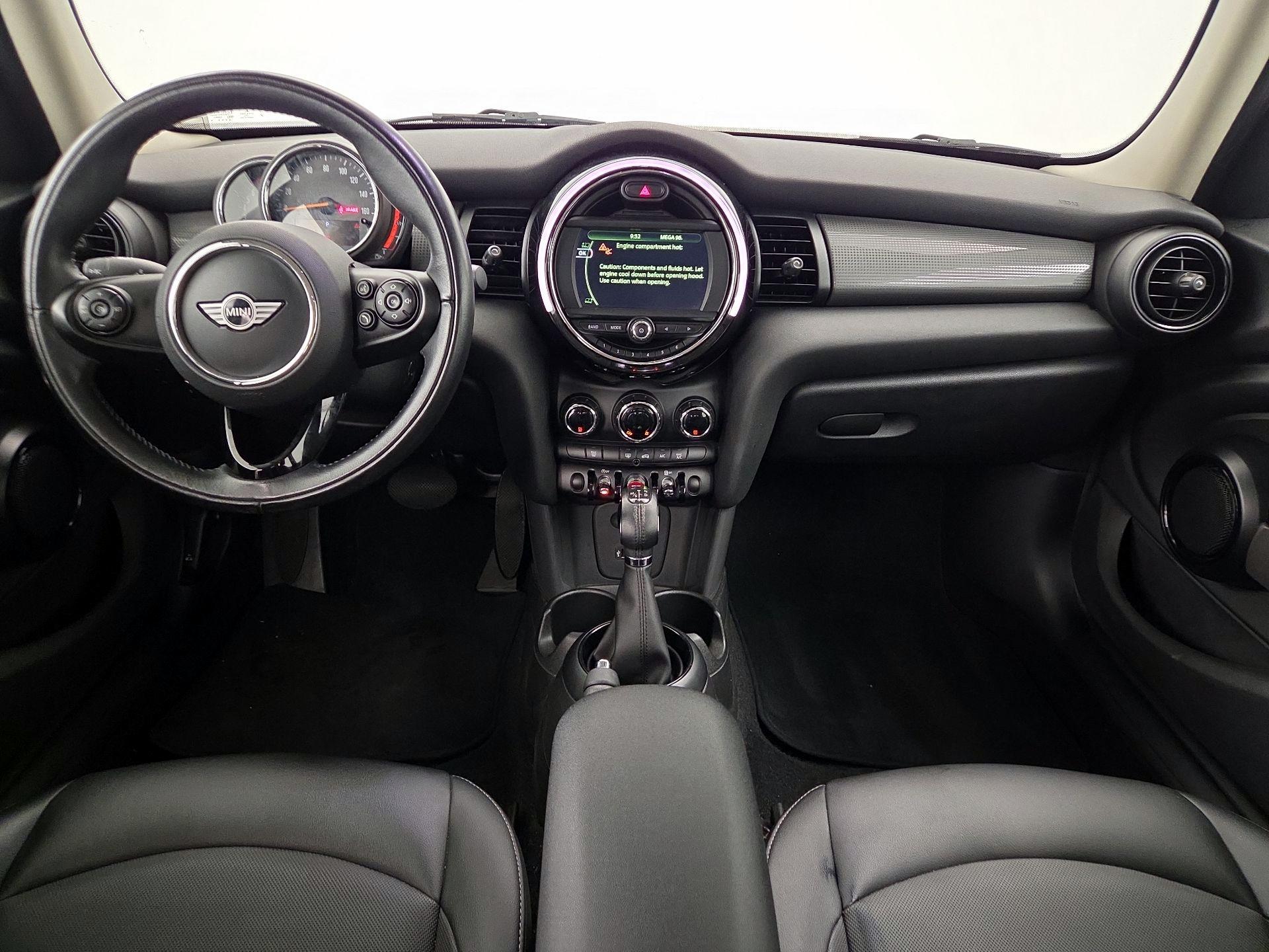 Thumbnail: 2018 MINI Cooper Hardtop - 9