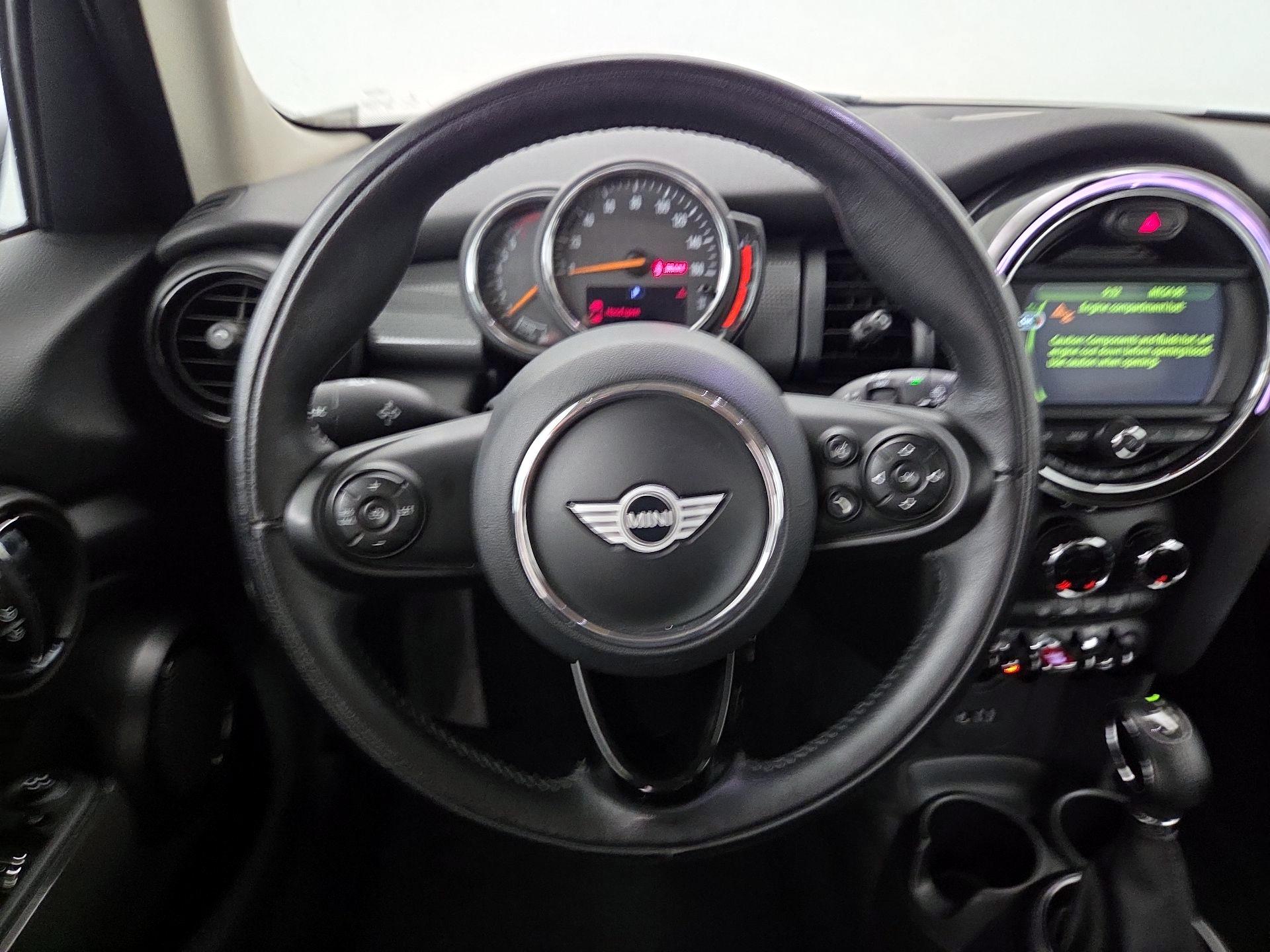 Thumbnail: 2018 MINI Cooper Hardtop - 10