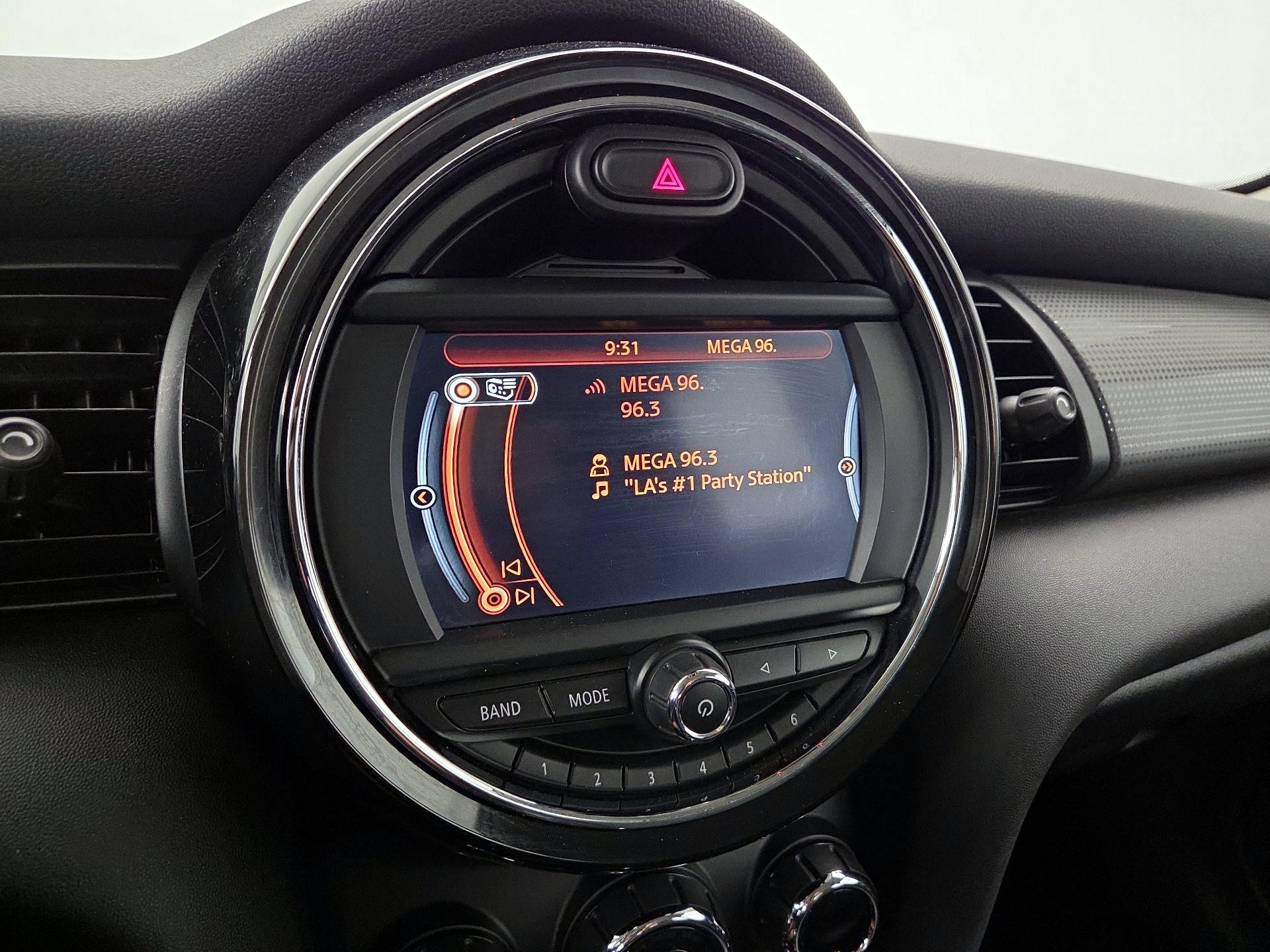 Thumbnail: 2018 MINI Cooper Hardtop - 15