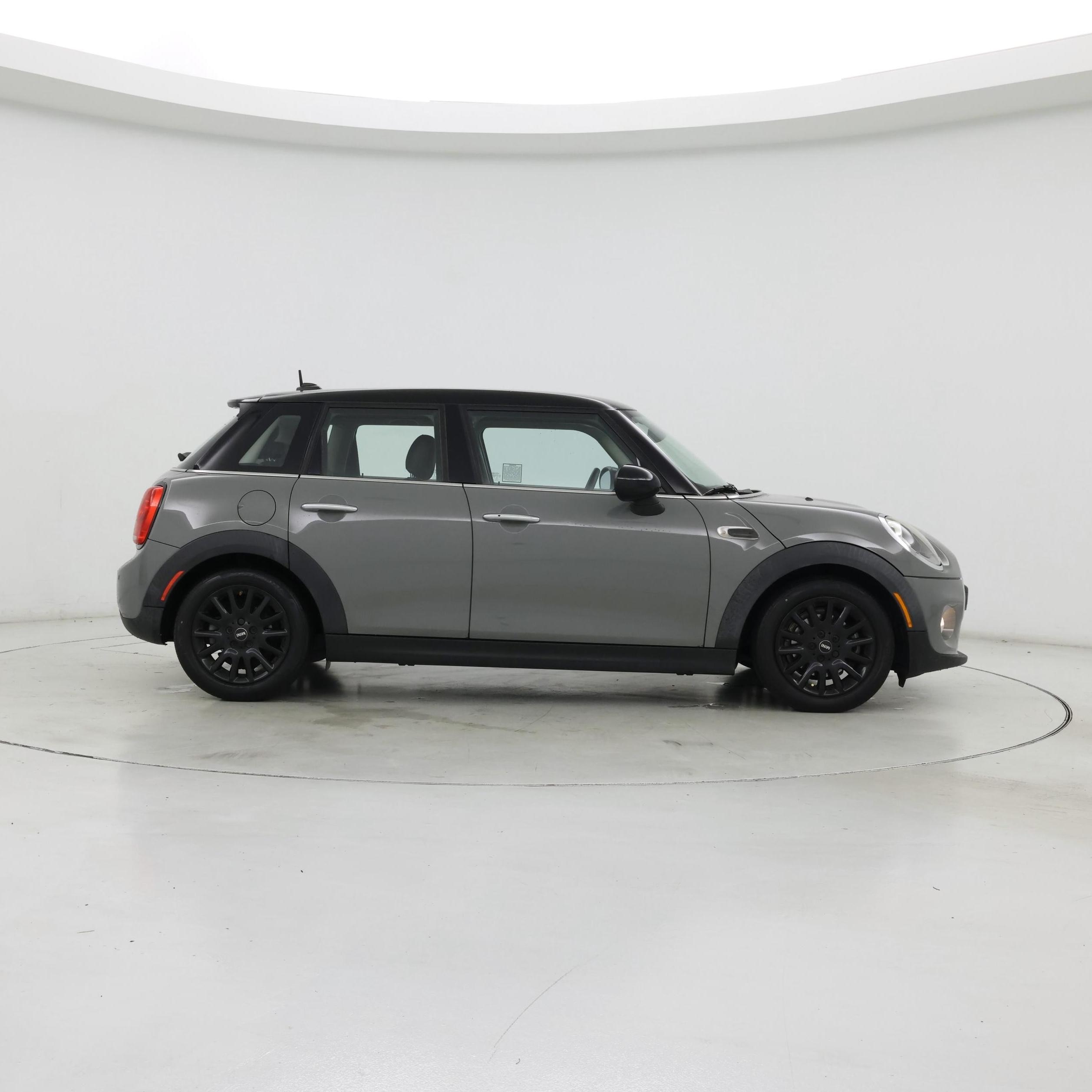 Thumbnail: 2018 MINI Cooper Hardtop - 7