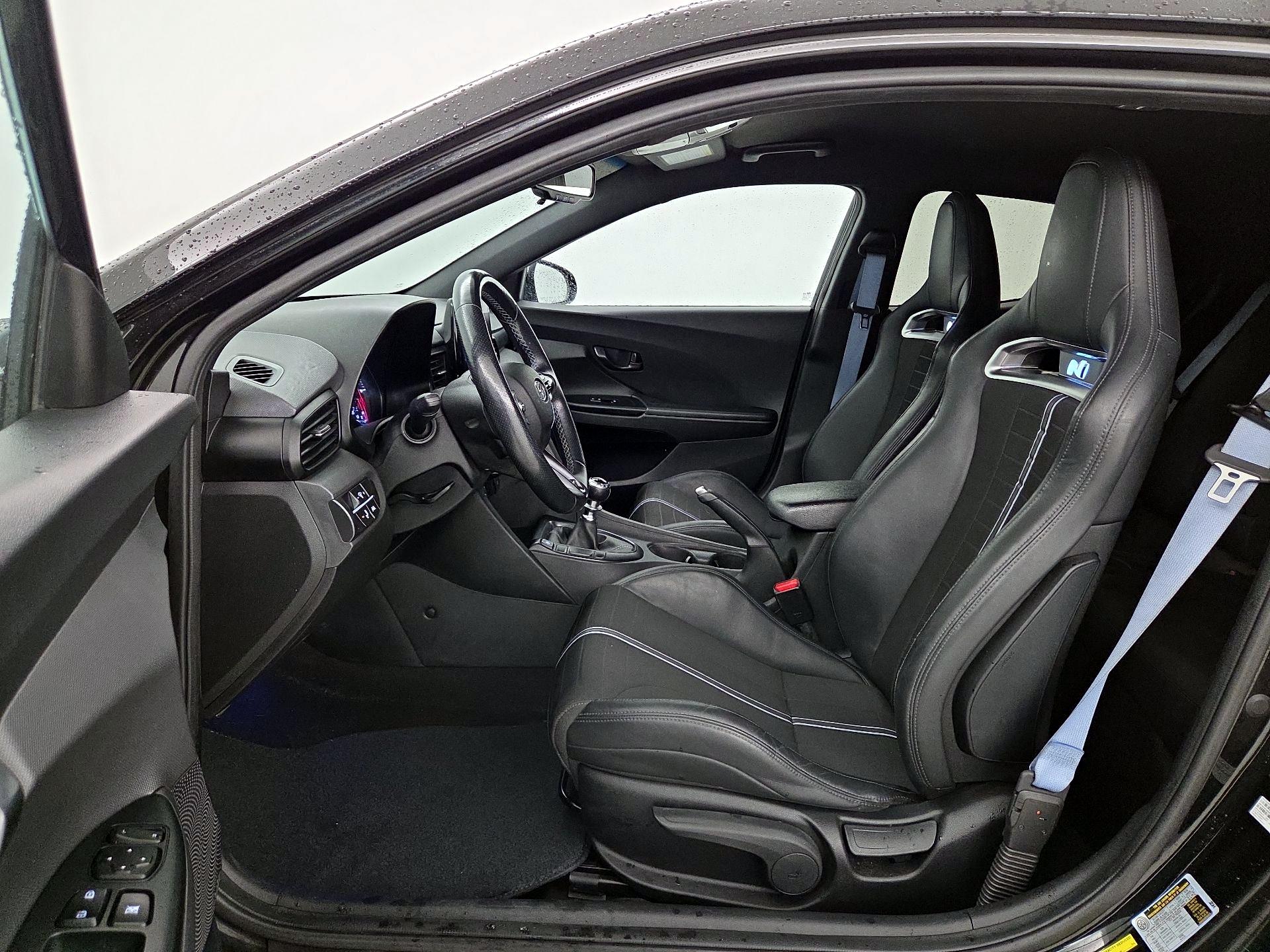 Thumbnail: 2022 Hyundai Veloster - 11