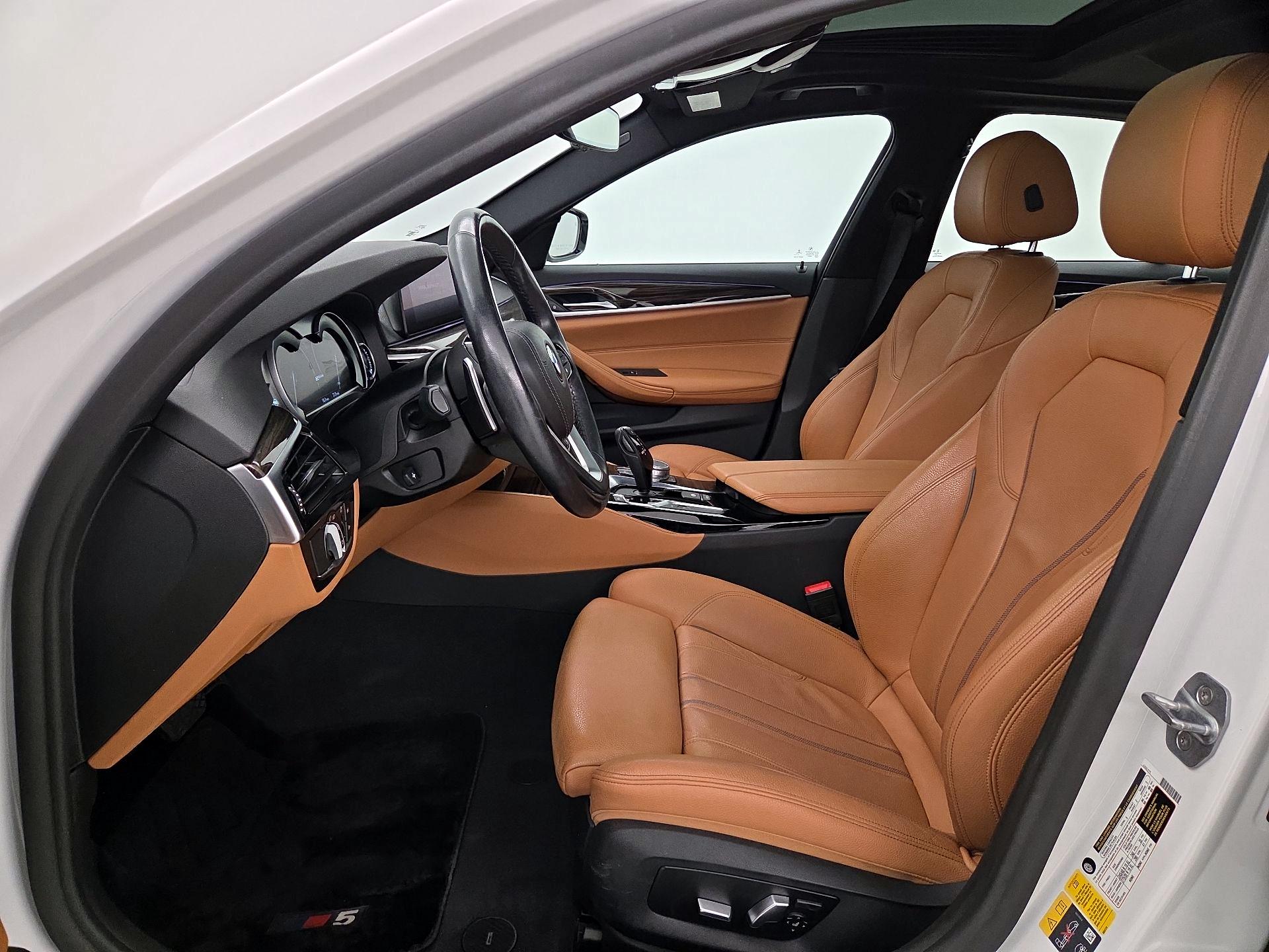 Thumbnail: 2019 BMW 5 Series - 11