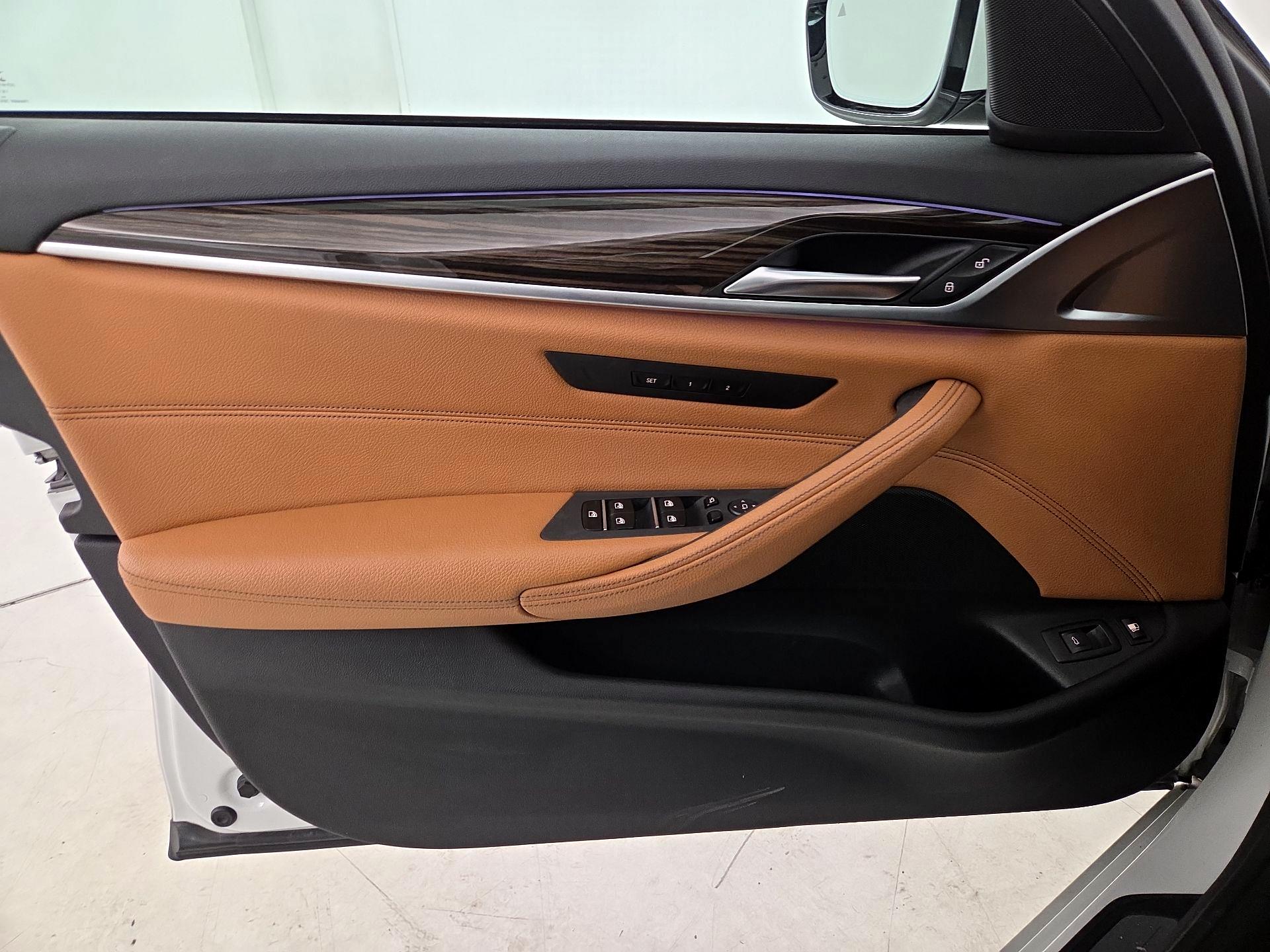 Thumbnail: 2019 BMW 5 Series - 12