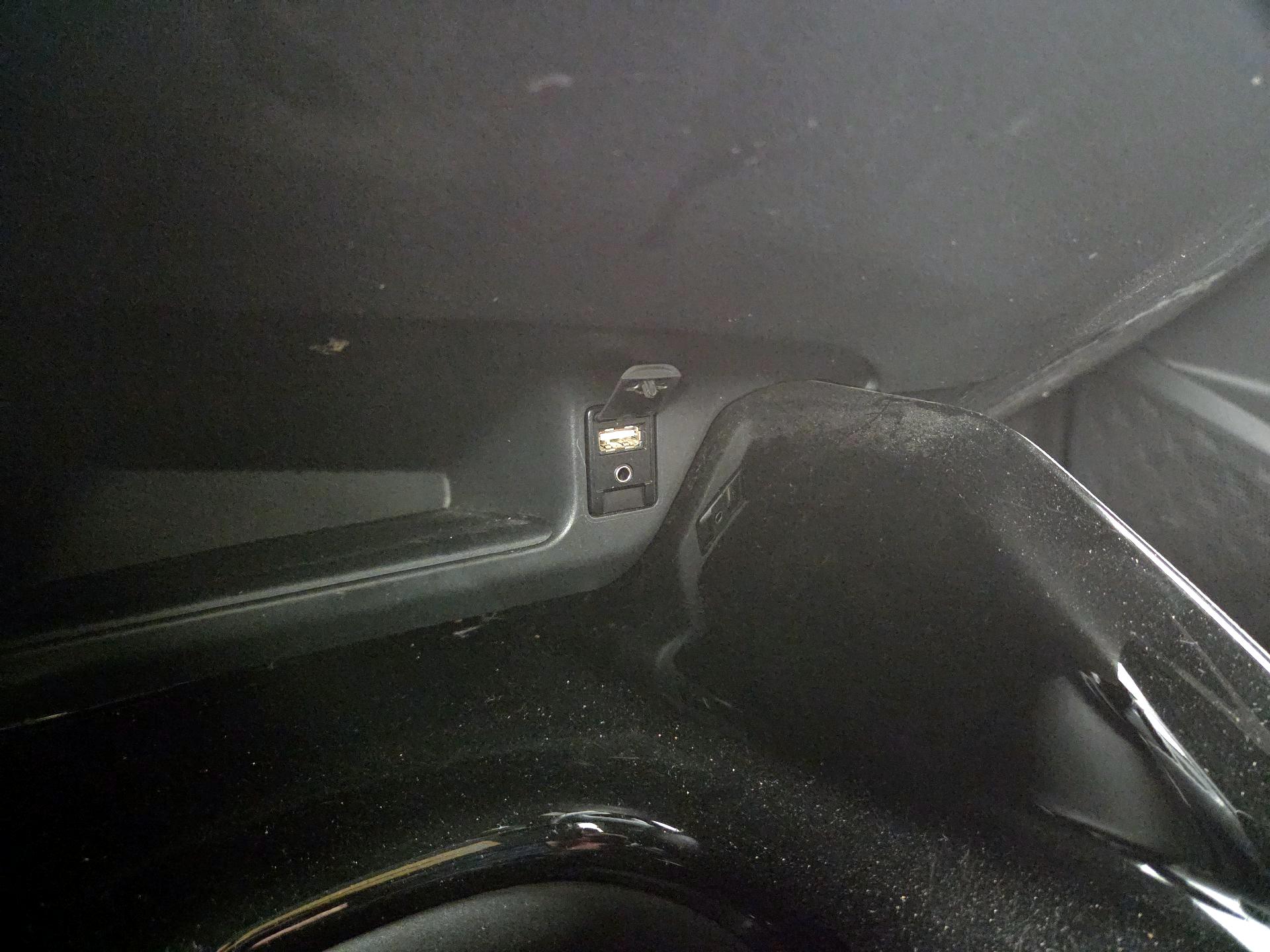 Thumbnail: 2019 Toyota C-HR - 18