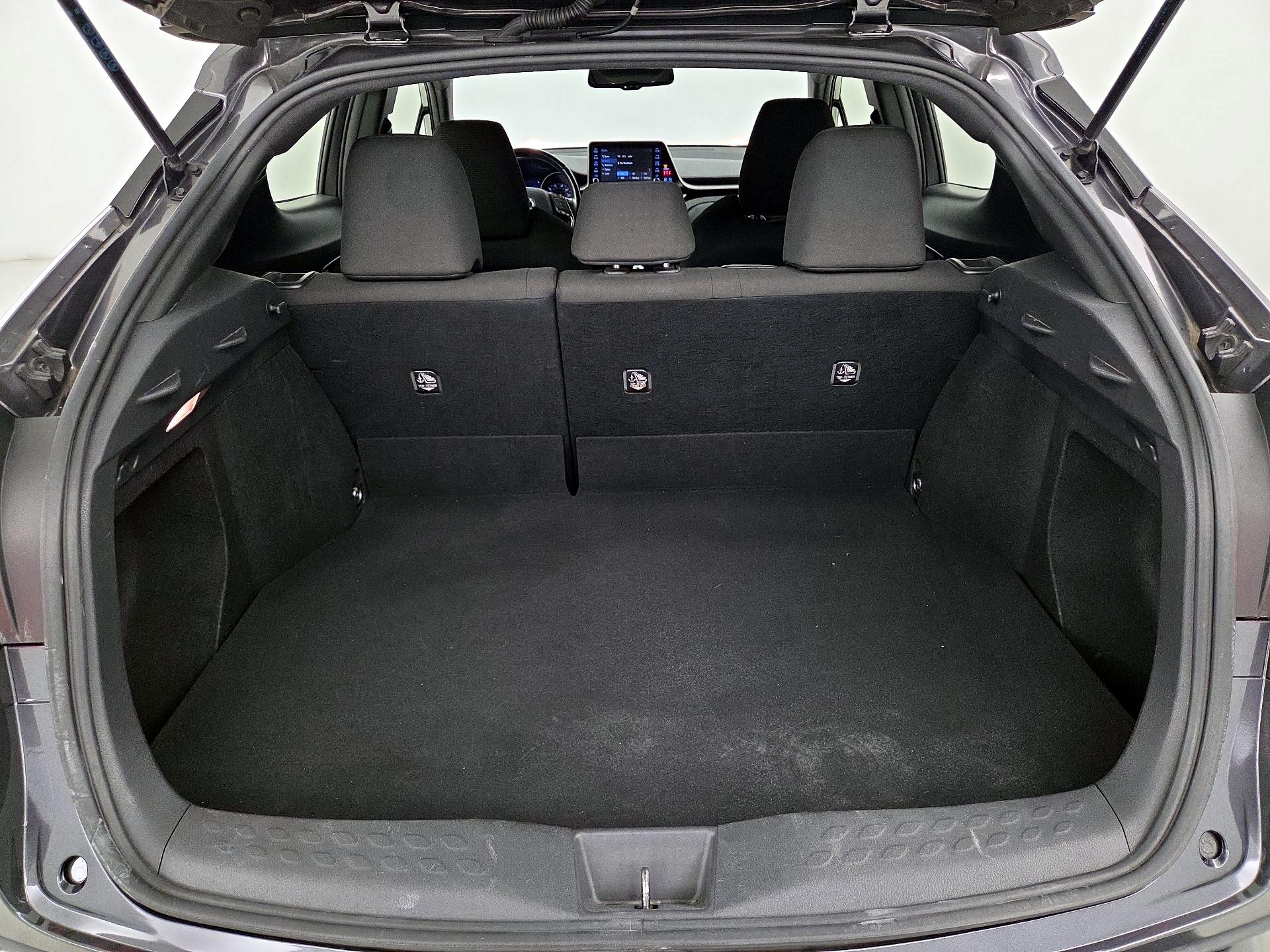 Thumbnail: 2019 Toyota C-HR - 20