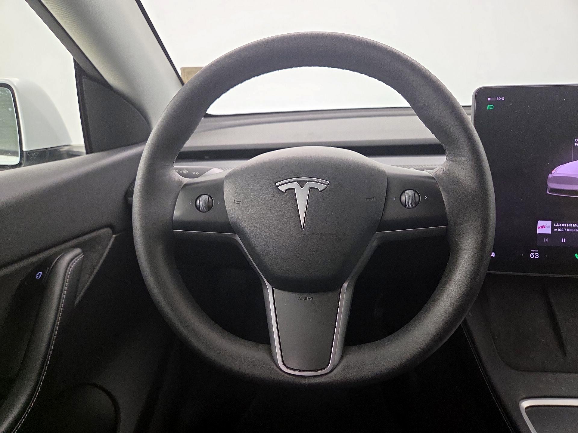 Thumbnail: 2022 Tesla Model Y - 10