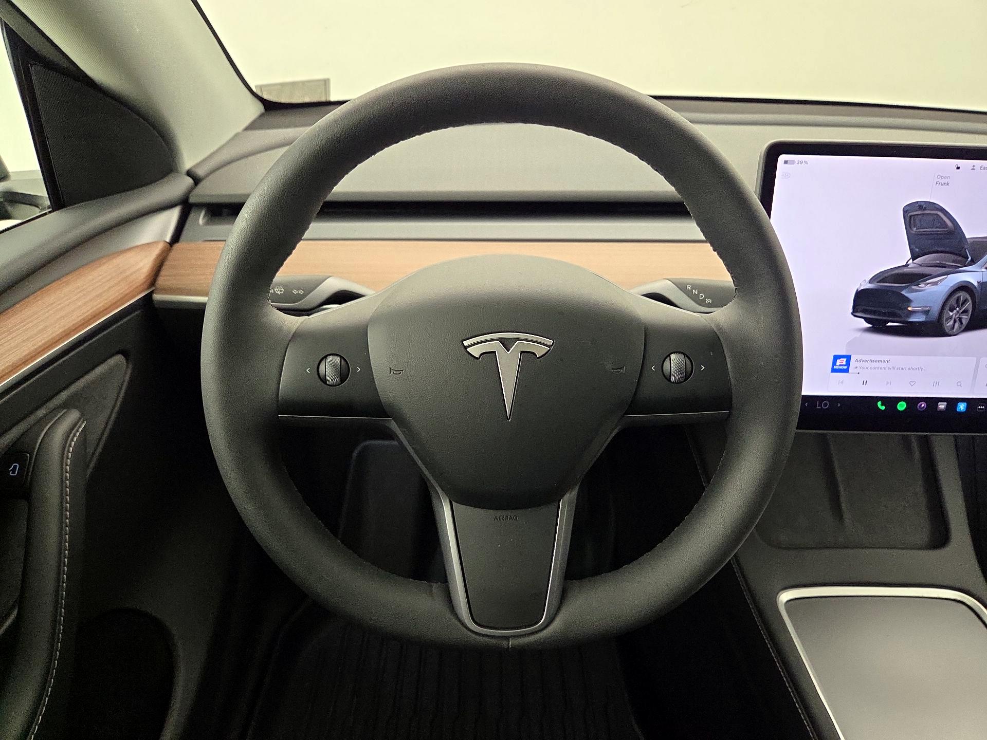 Thumbnail: 2025 Tesla Model Y - 10