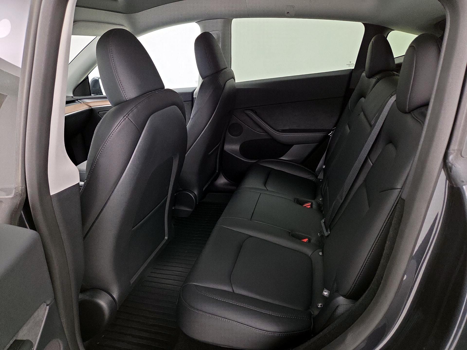 Thumbnail: 2025 Tesla Model Y - 18