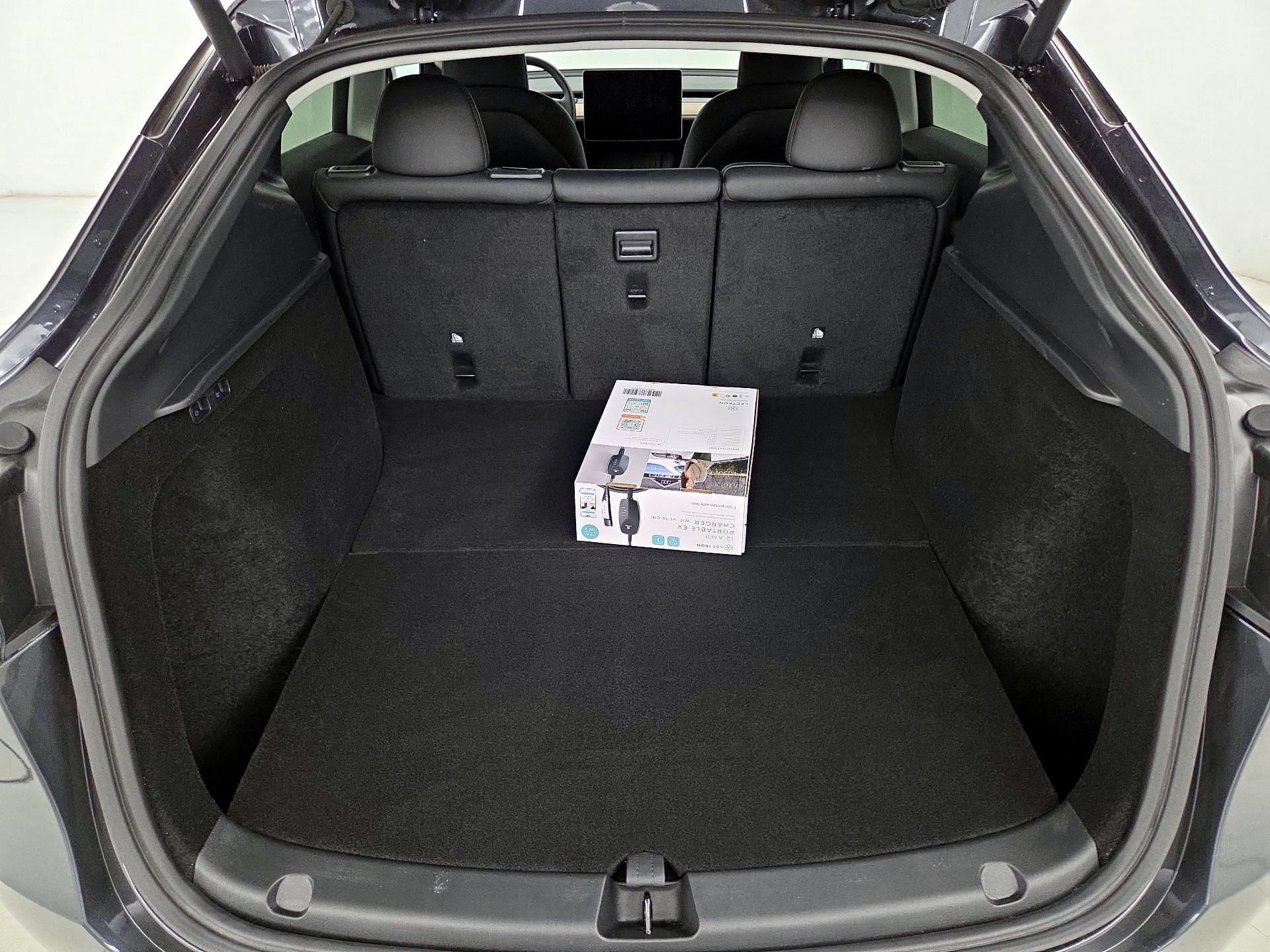 Thumbnail: 2025 Tesla Model Y - 19