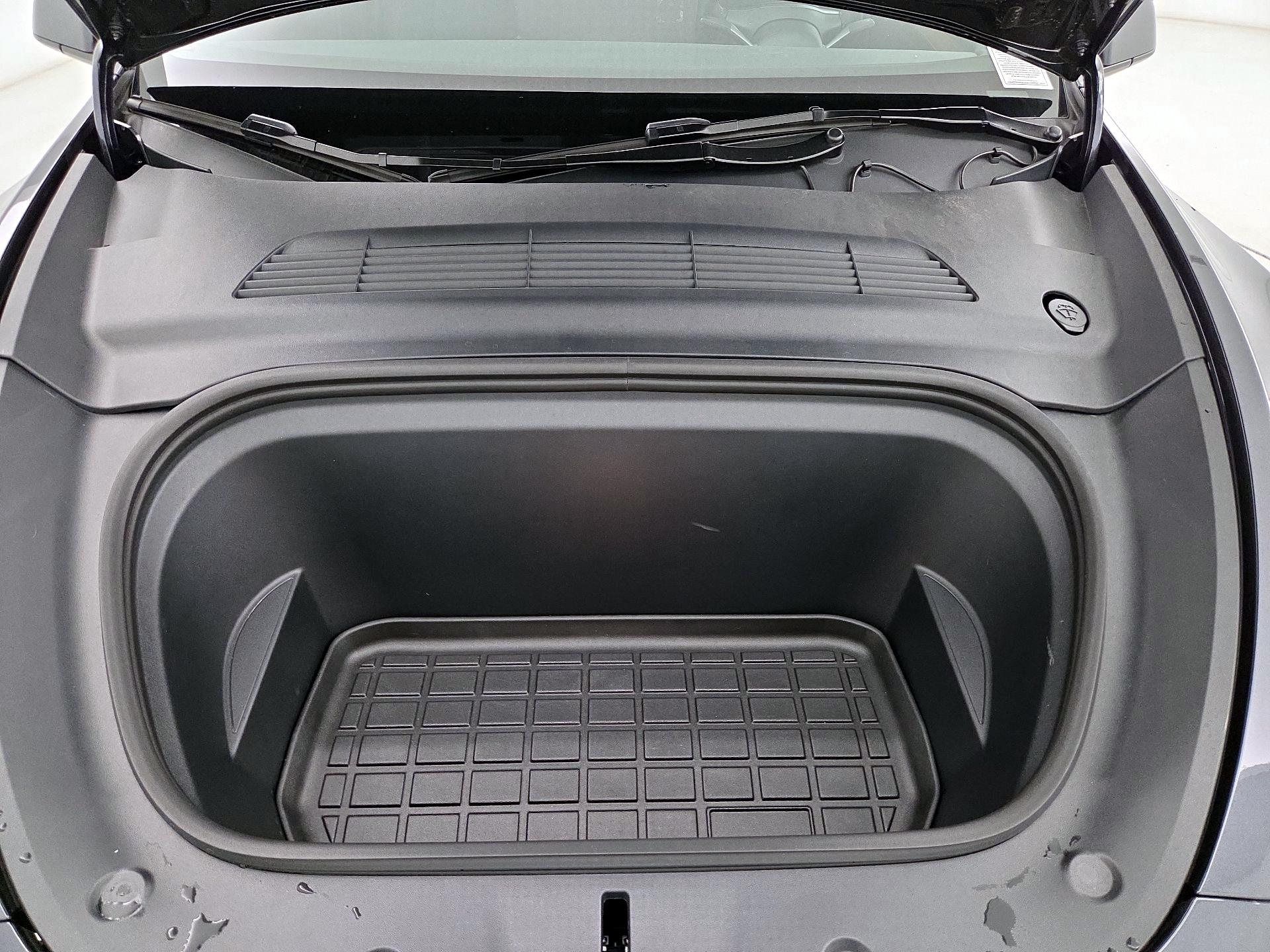 Thumbnail: 2025 Tesla Model Y - 20