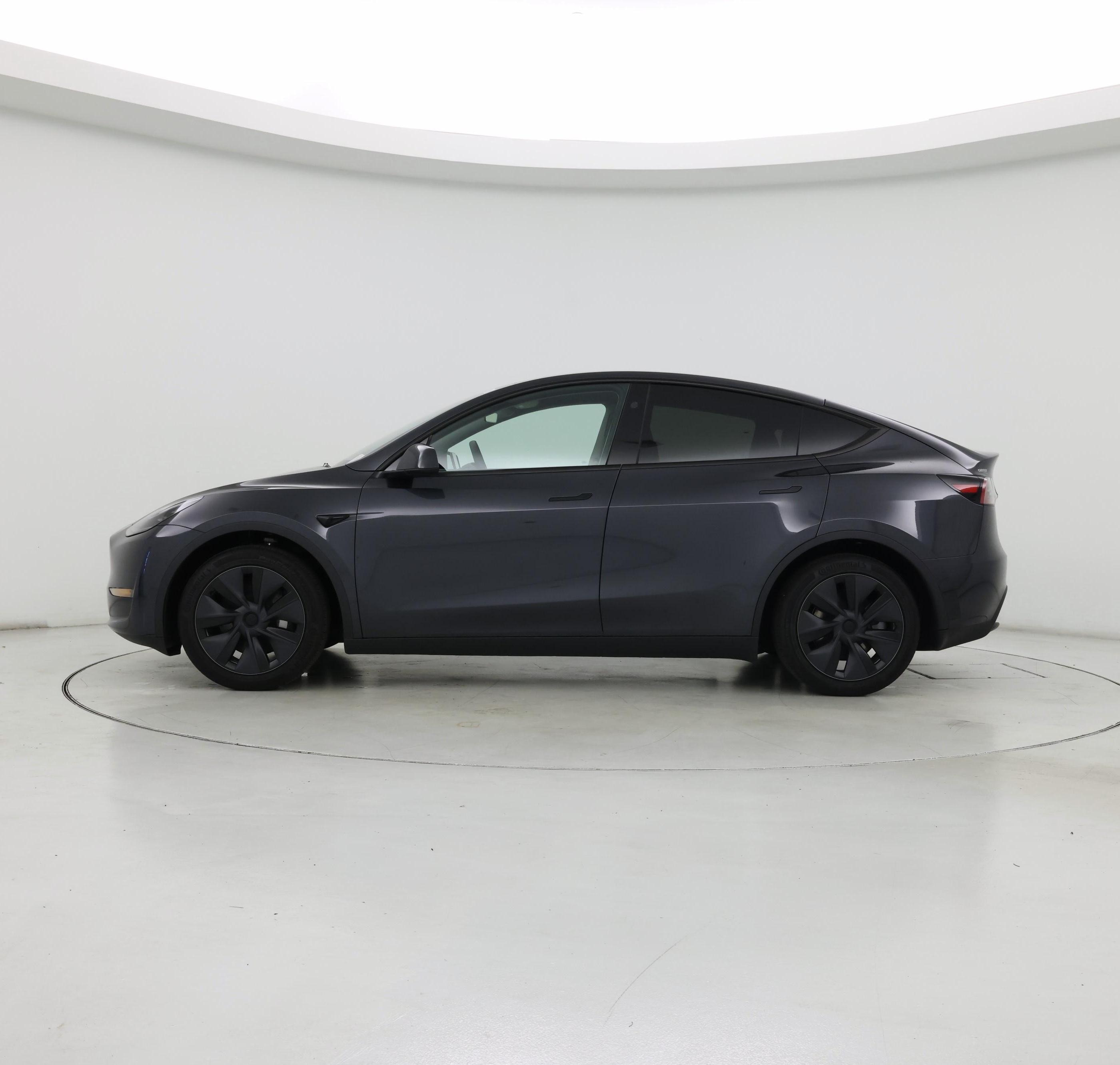 Thumbnail: 2025 Tesla Model Y - 3