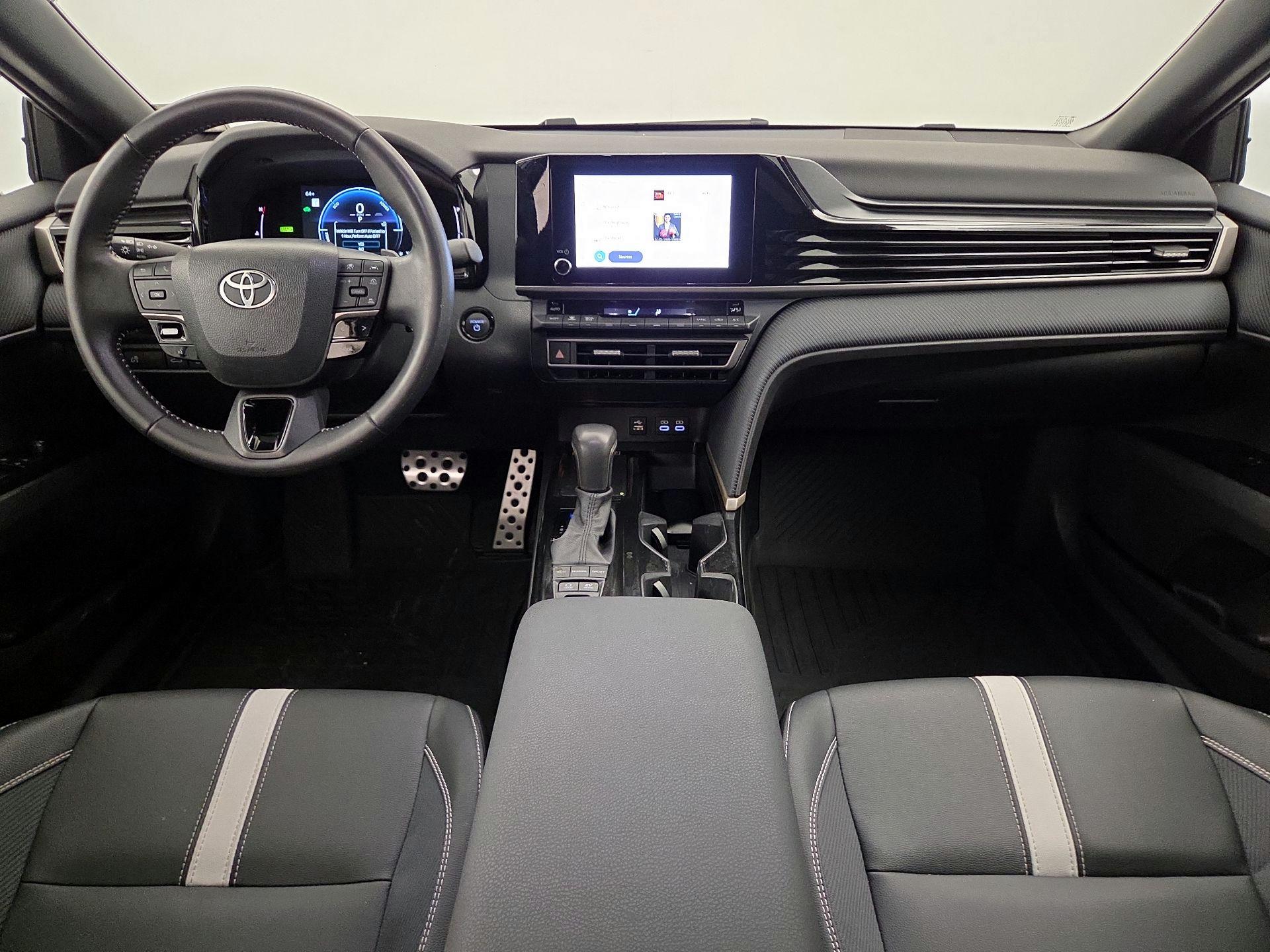 Thumbnail: 2025 Toyota Camry - 9