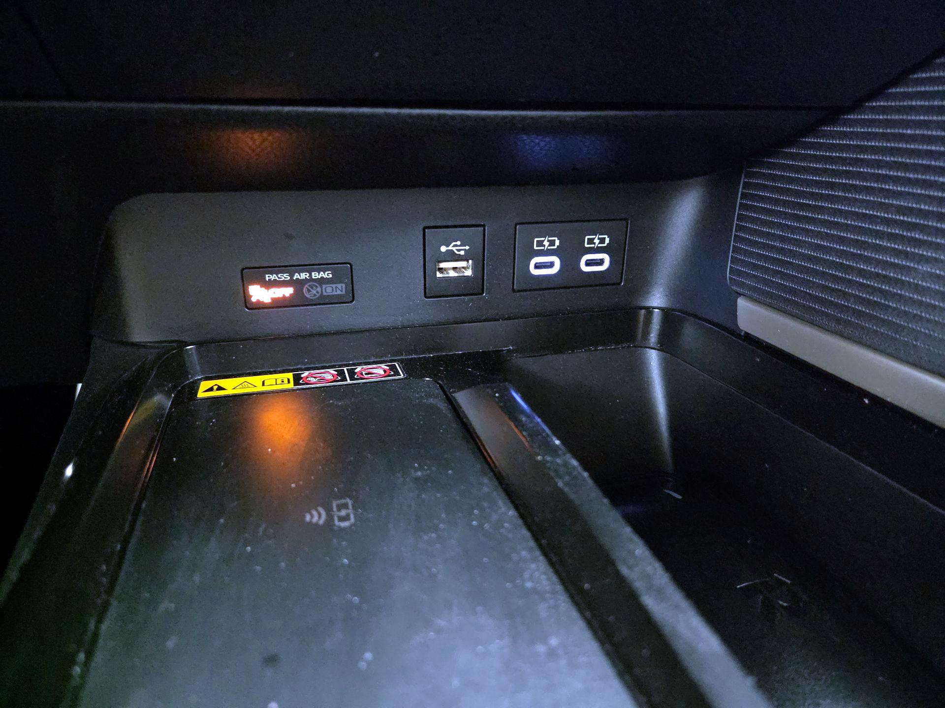 Thumbnail: 2025 Toyota Camry - 18