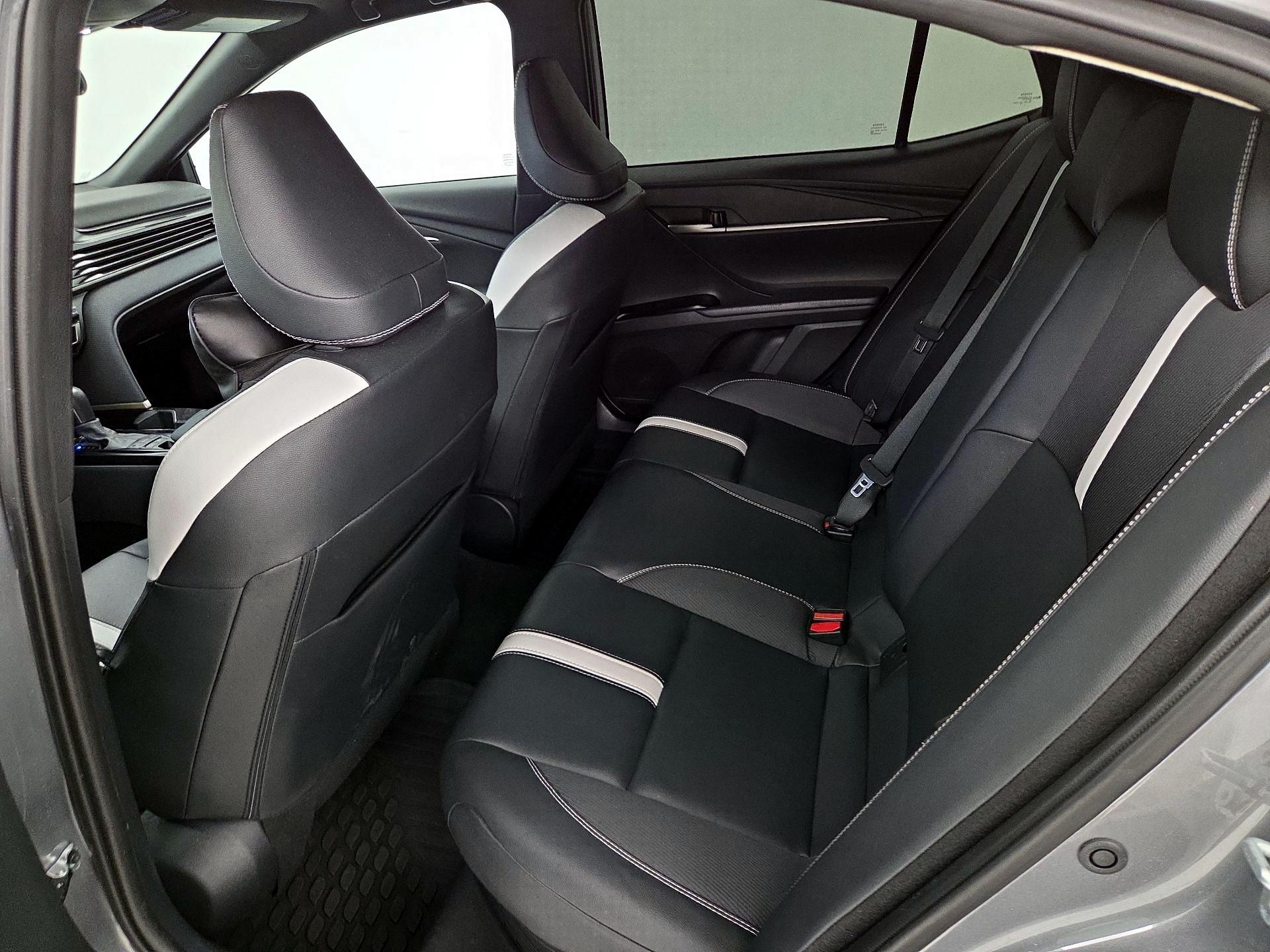 Thumbnail: 2025 Toyota Camry - 19