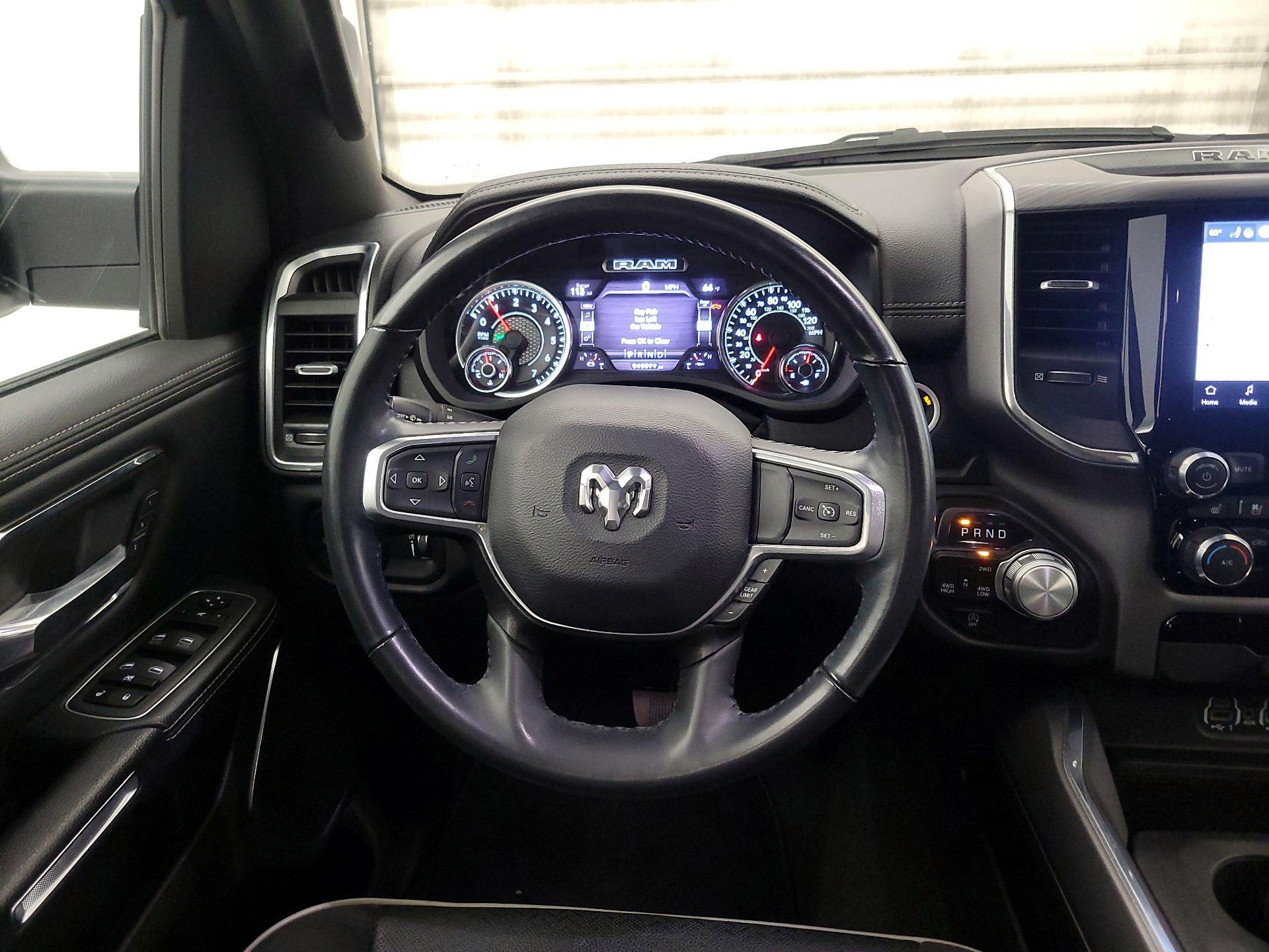 Thumbnail: 2024 RAM 1500 - 10