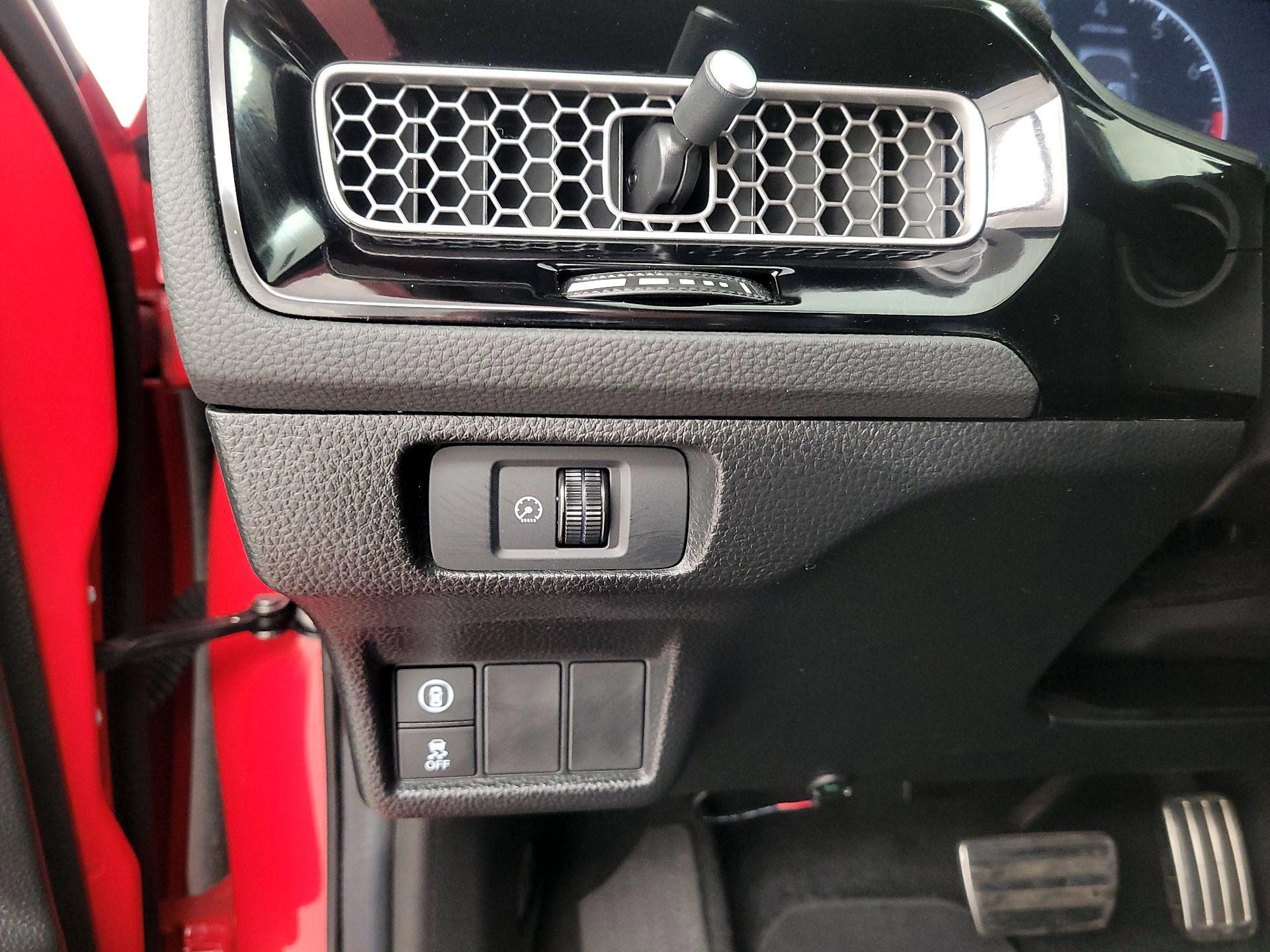 Thumbnail: 2024 Honda Civic - 13