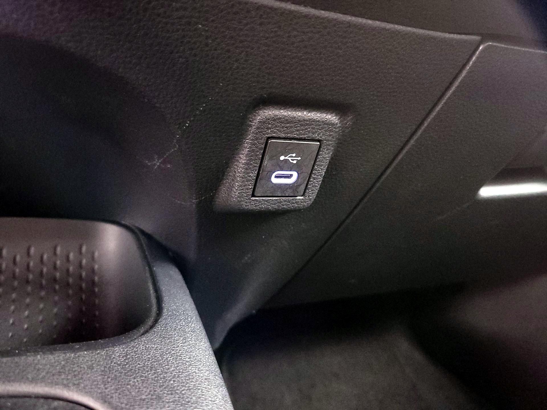 Thumbnail: 2024 Toyota Corolla - 18