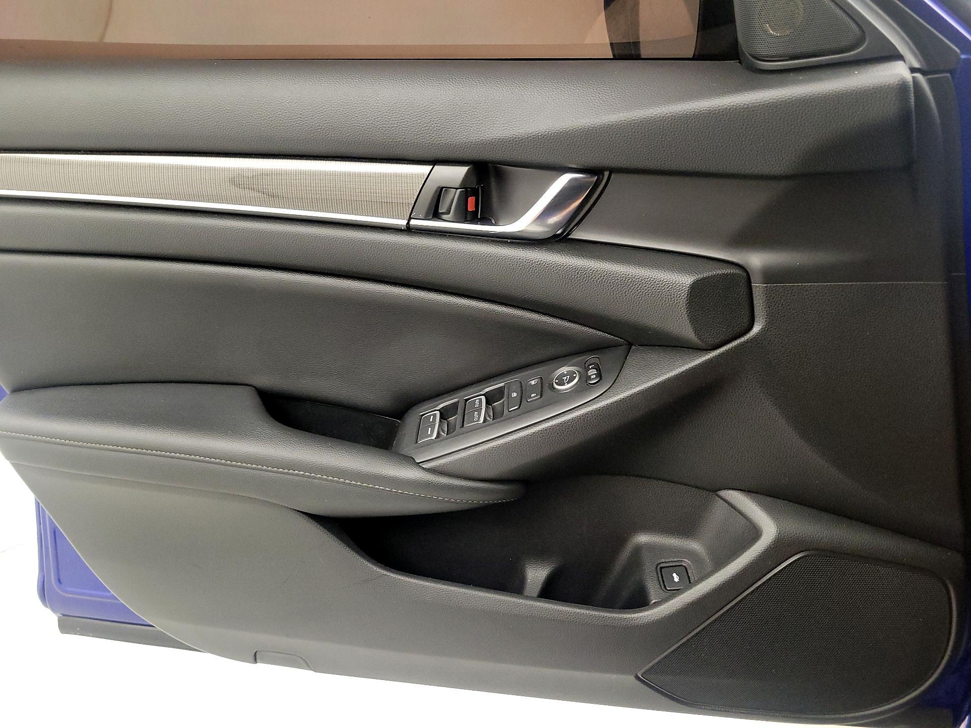 Thumbnail: 2021 Honda Accord - 12