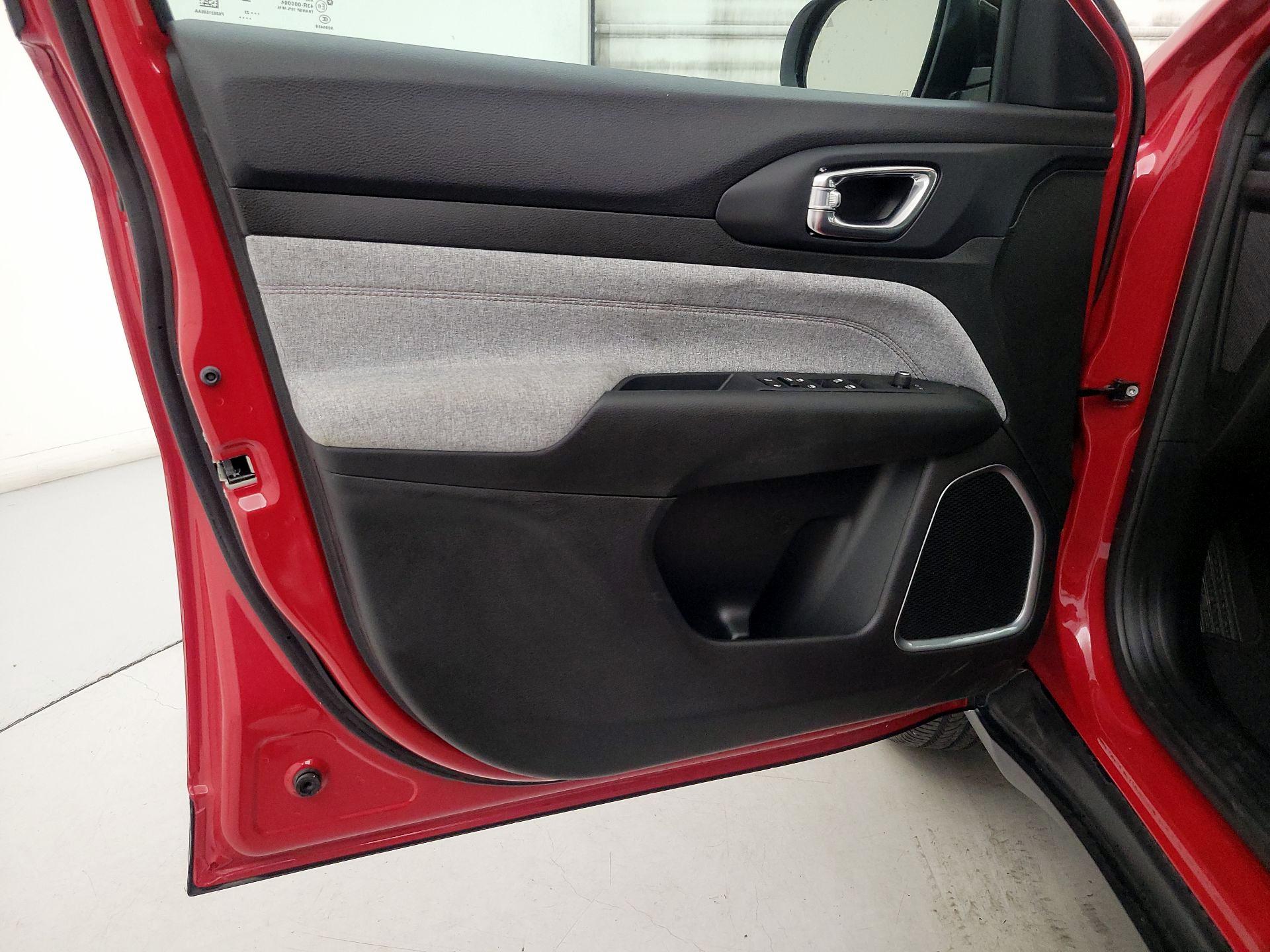 Thumbnail: 2023 Jeep Compass - 12