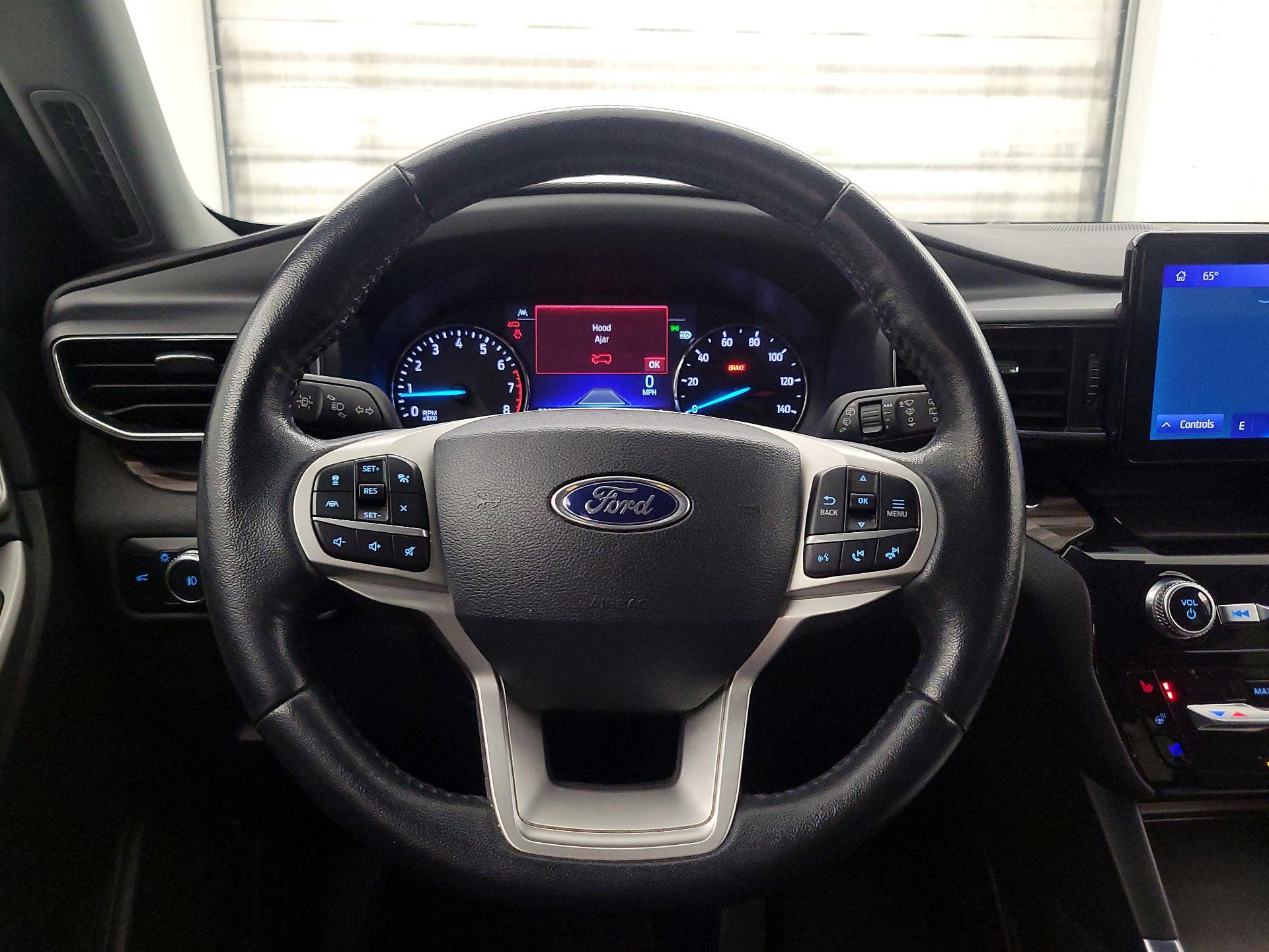 Thumbnail: 2023 Ford Explorer - 10