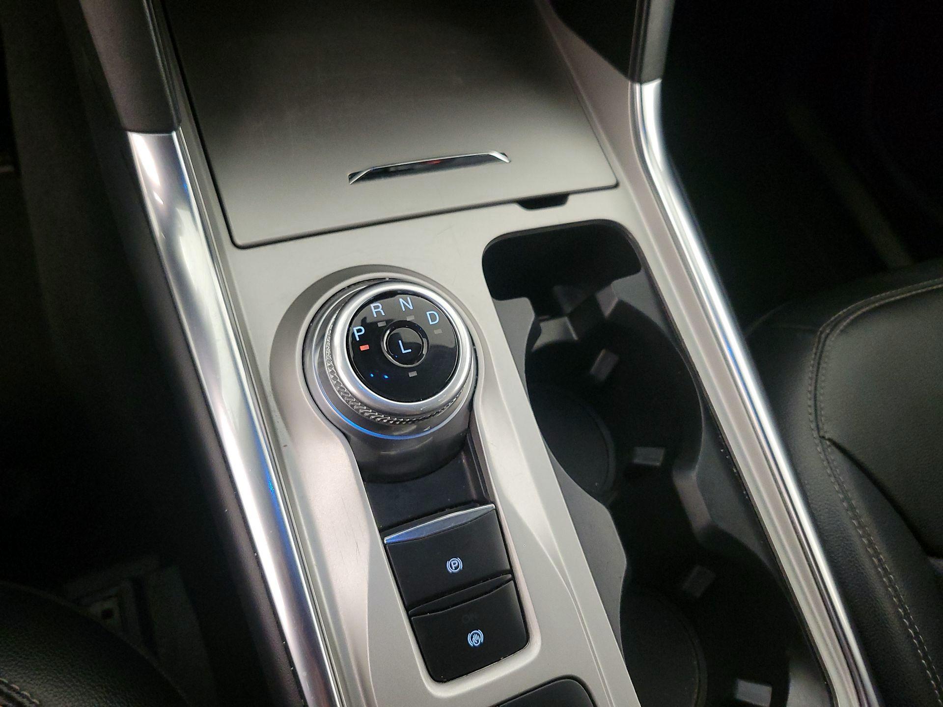 Thumbnail: 2023 Ford Explorer - 18