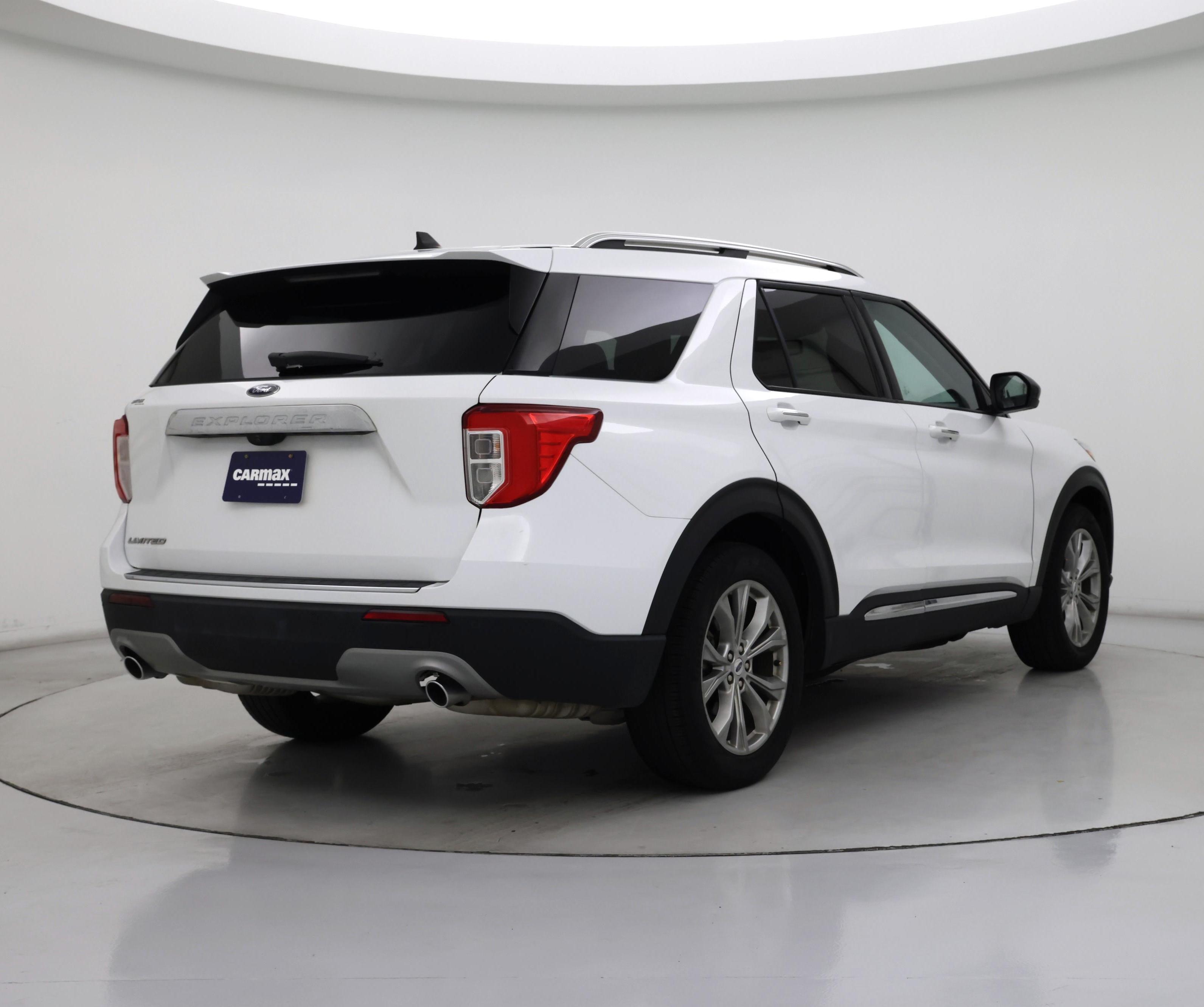 Thumbnail: 2023 Ford Explorer - 8